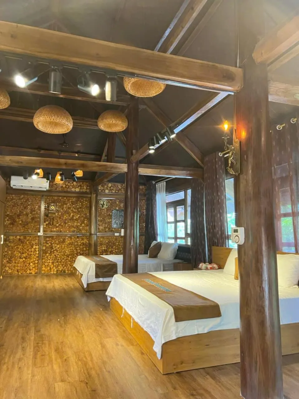 Bed in Mật Retreat