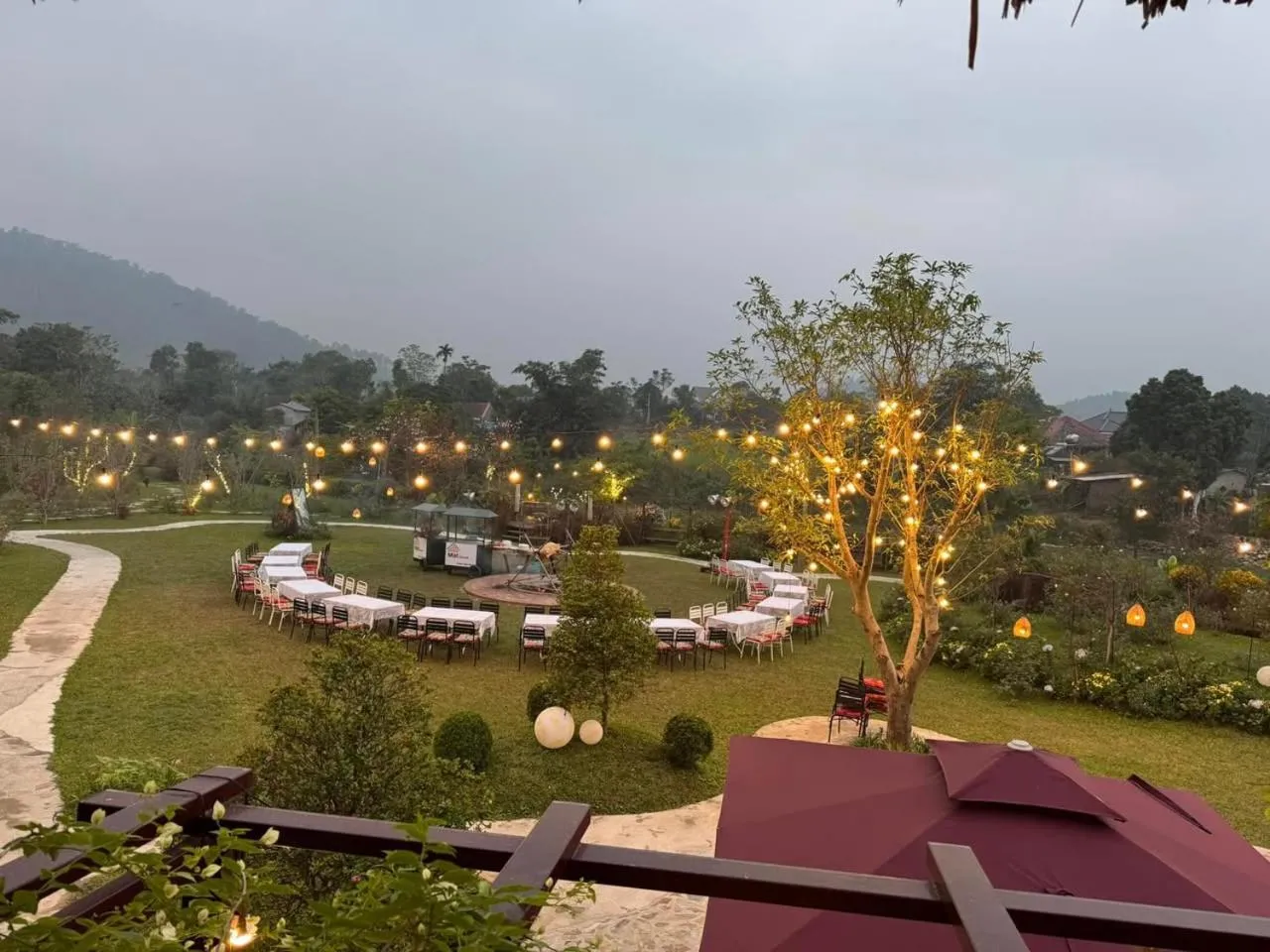 Patio in Mật Retreat