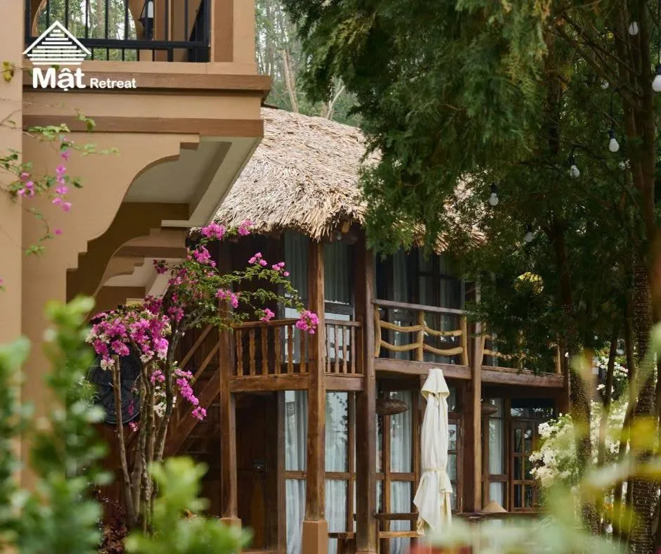 Mật Retreat