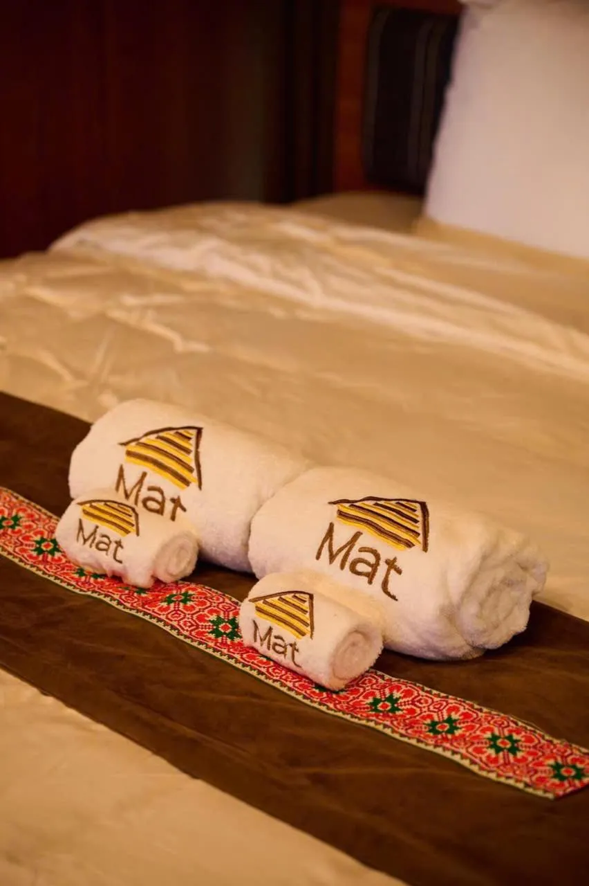 Mật Retreat