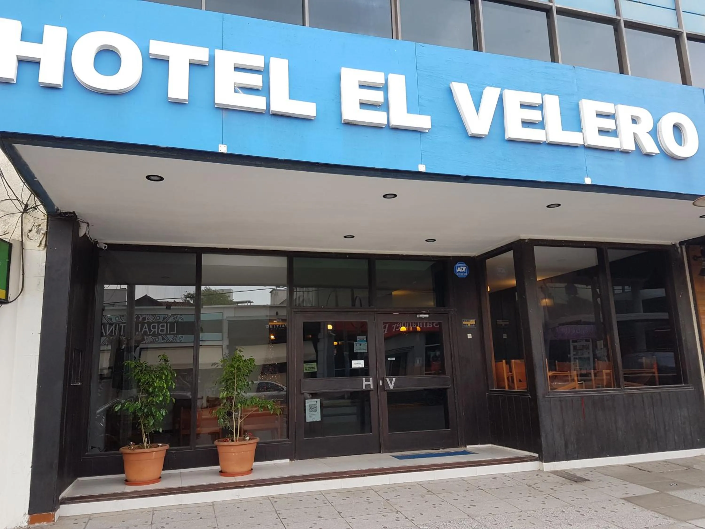 Property building in Hotel El Velero