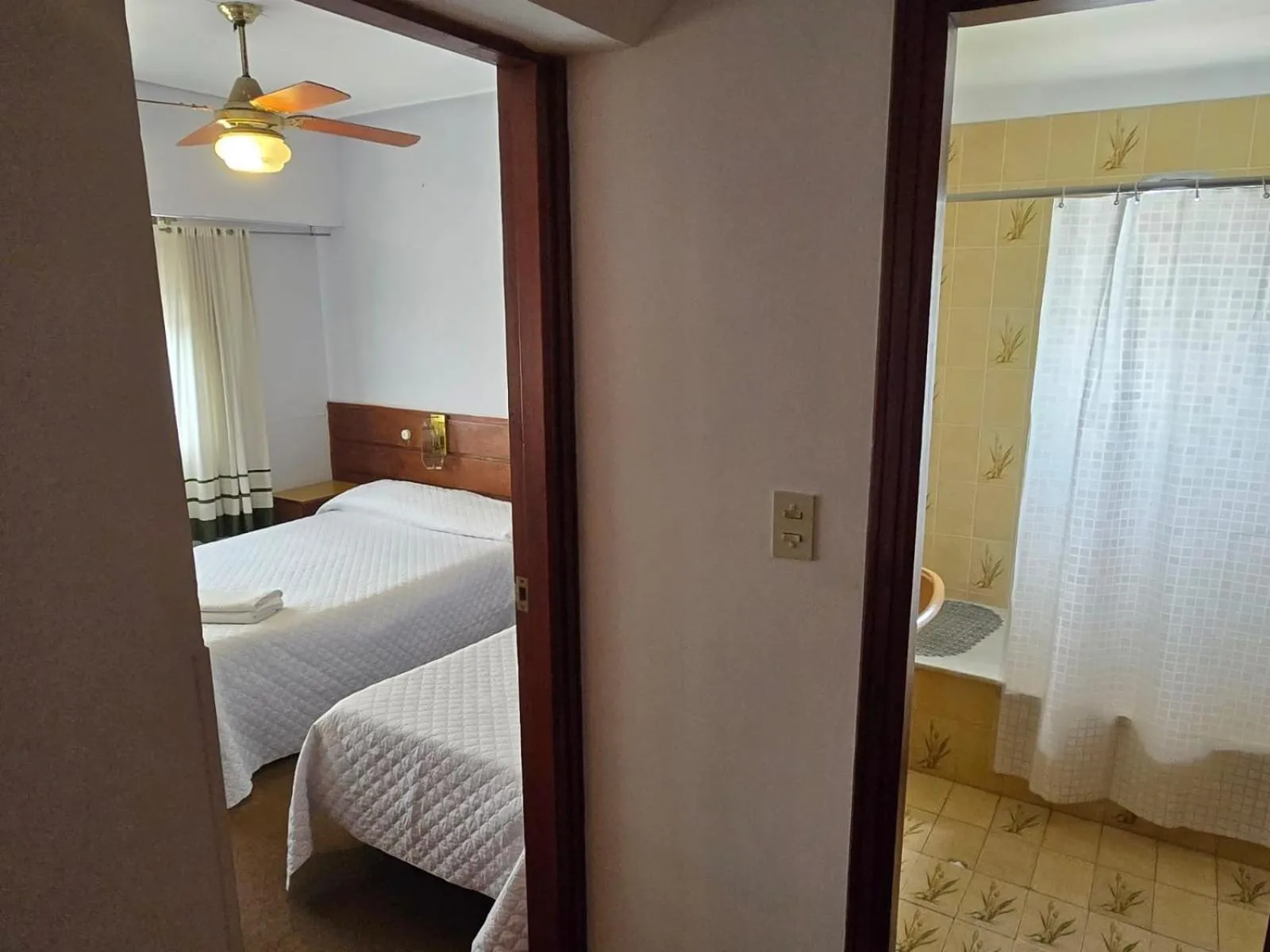 Photo of the whole room in Hotel El Velero