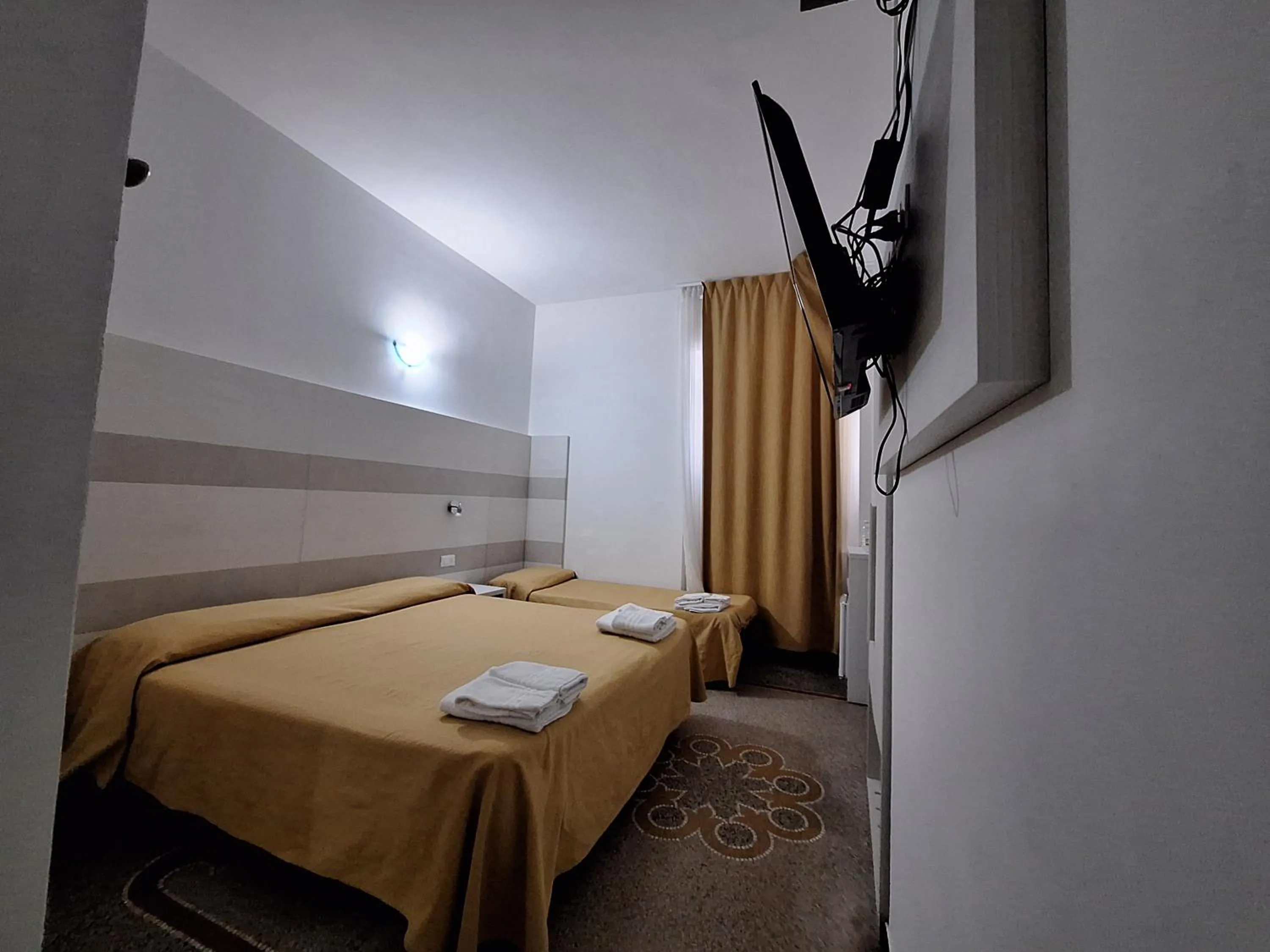 Photo of the whole room, Bed in Hotel Villa Costa