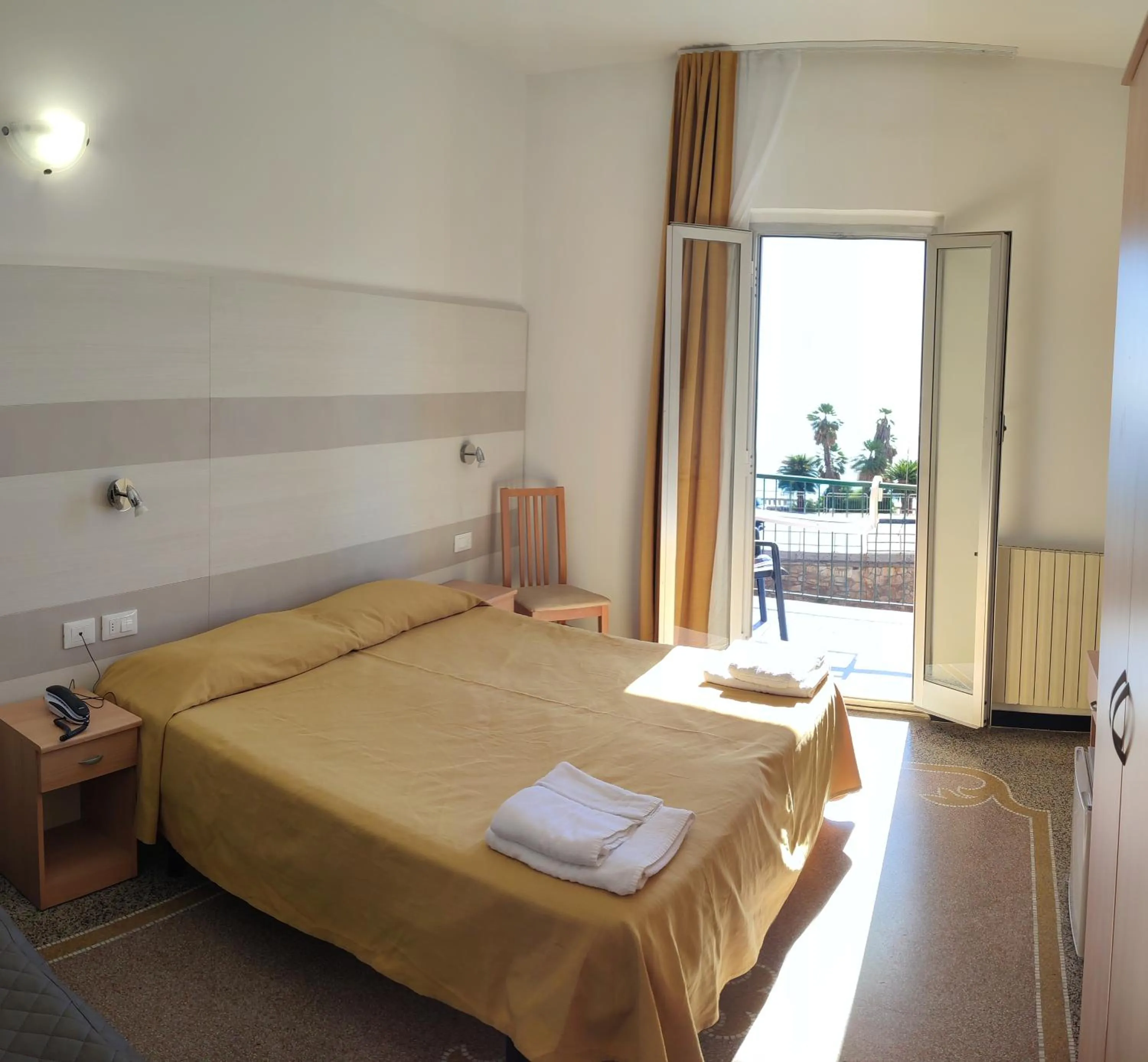 Bed in Hotel Villa Costa