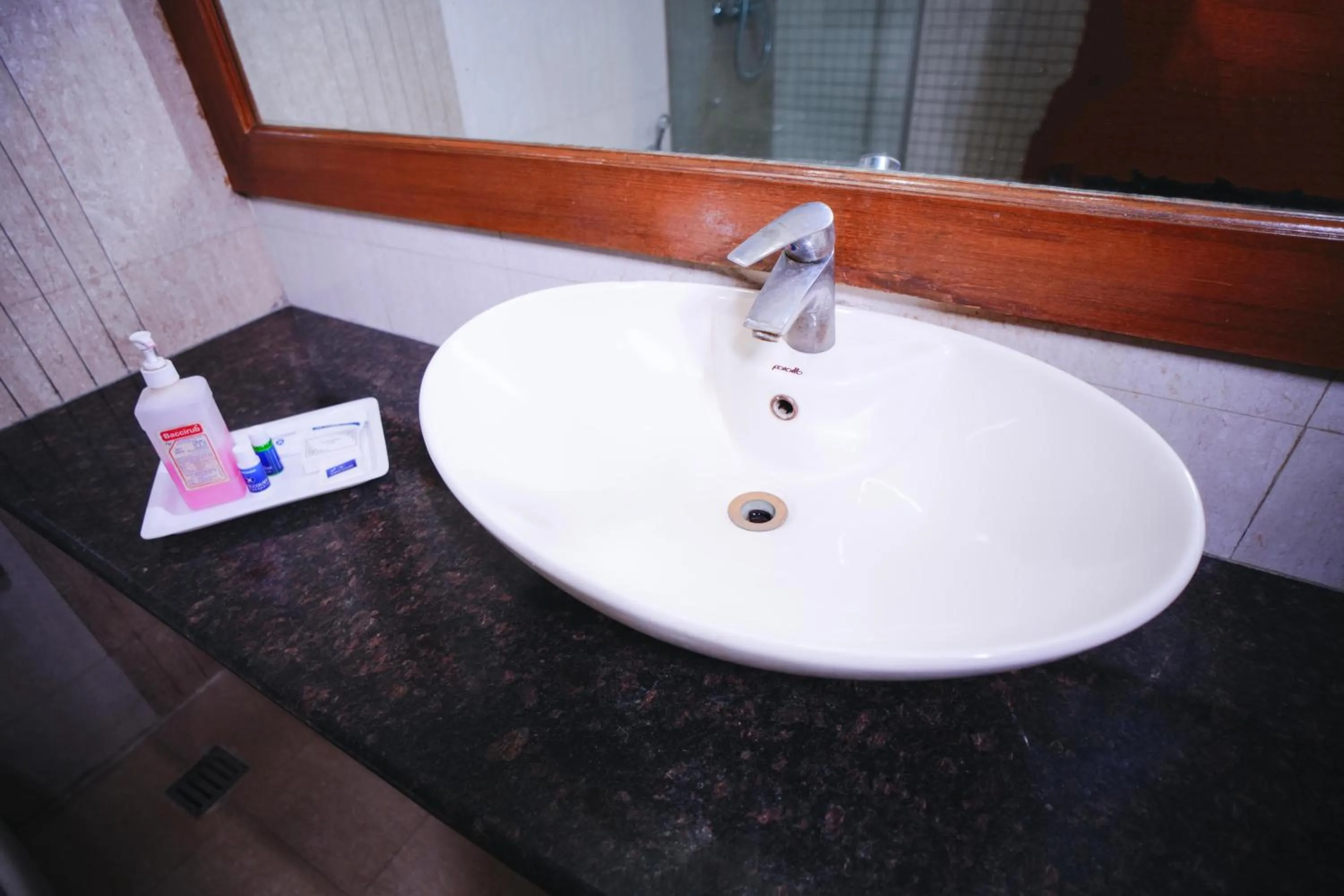 Hari's Court Inns & Hotels