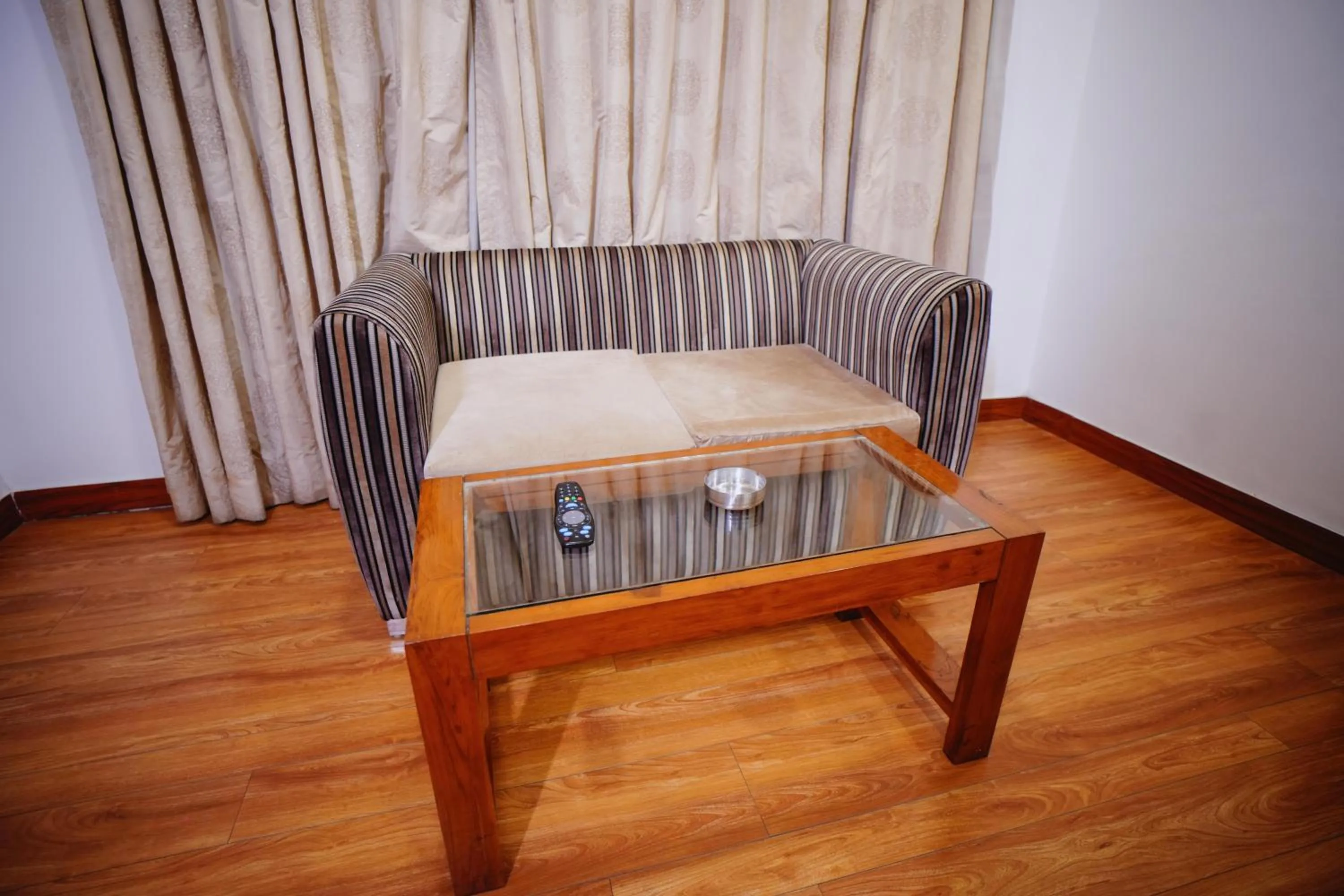 Hari's Court Inns & Hotels