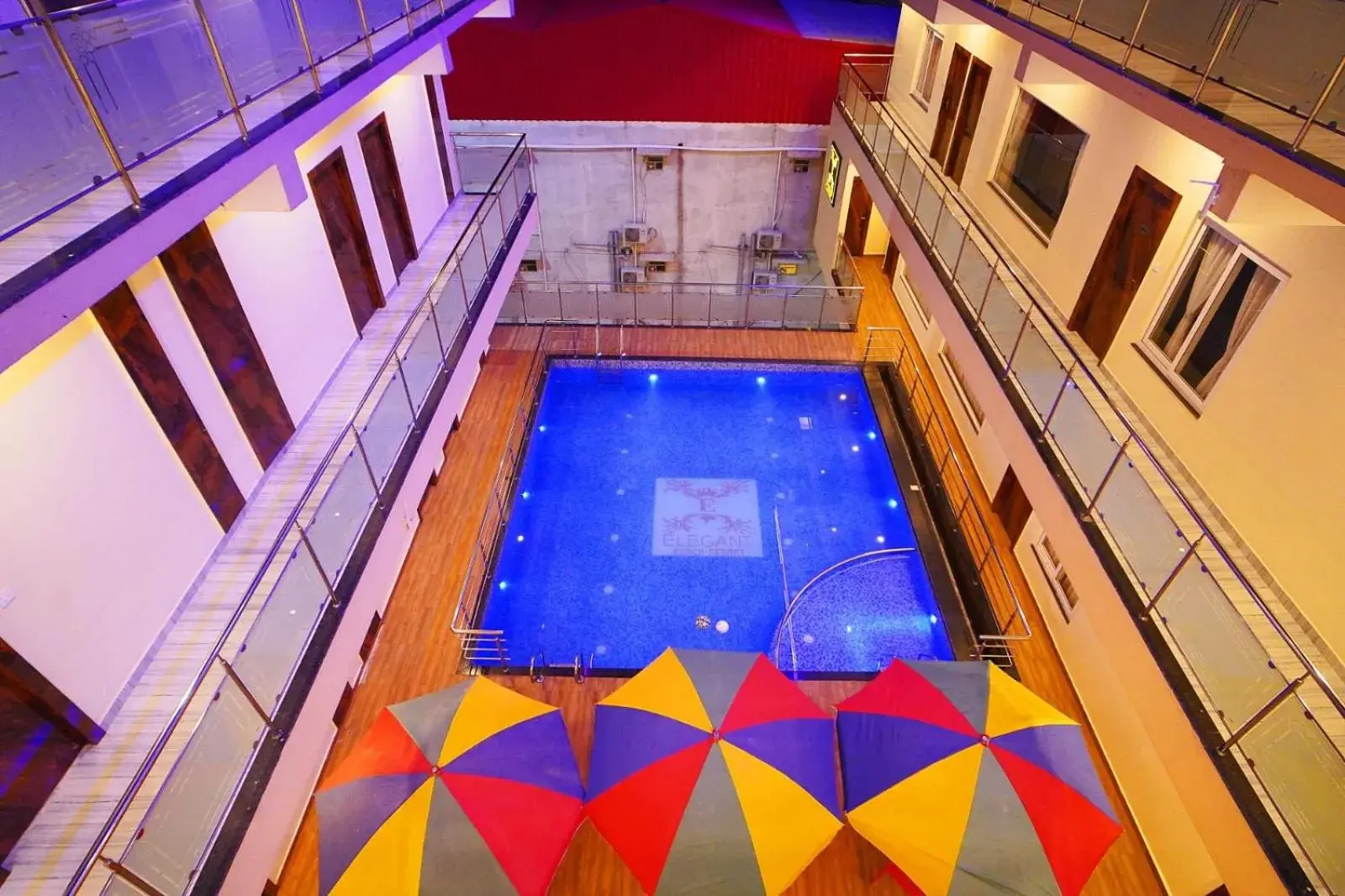 Pool view in Elegant Beach Resort Pool view in Elegant Beach Resort