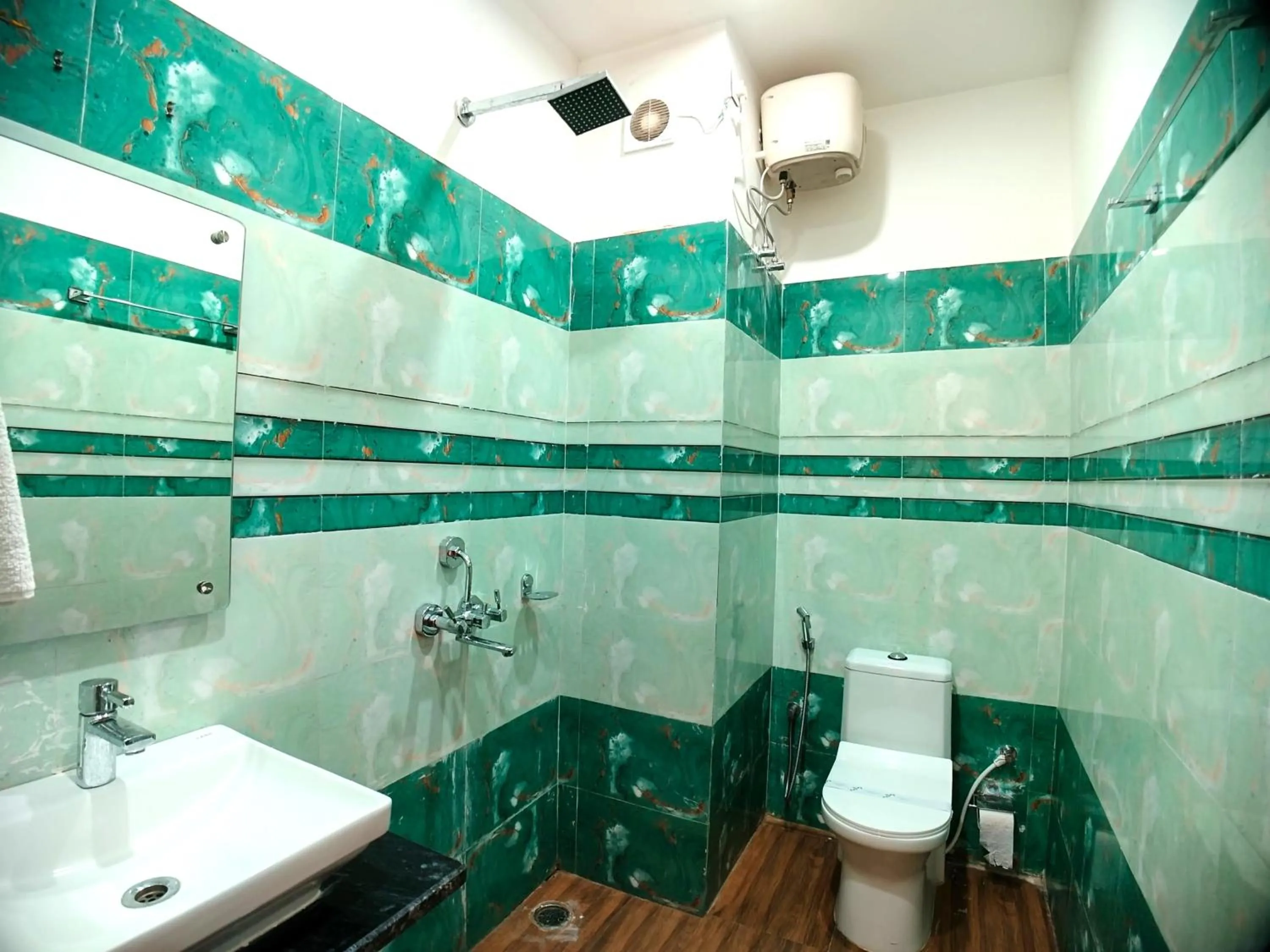 Shower in Elegant Beach Resort