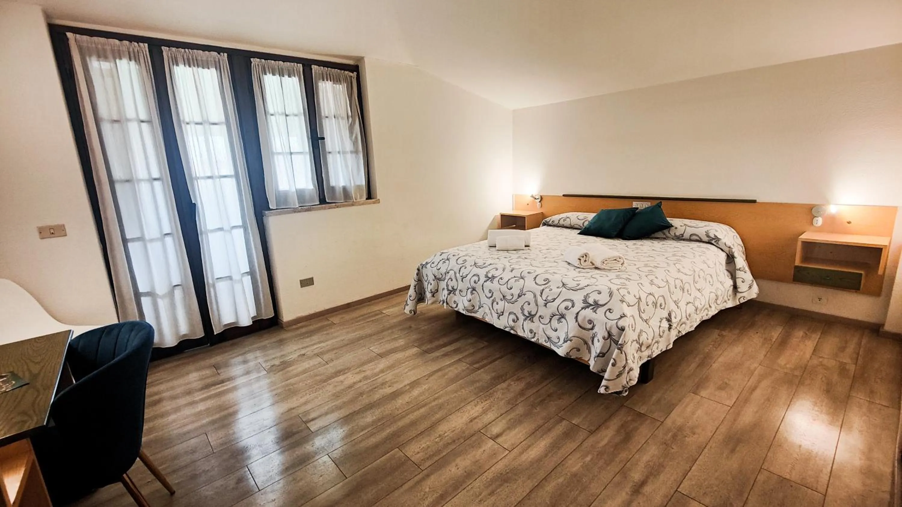 Bed in Albergo B&B Tenesi