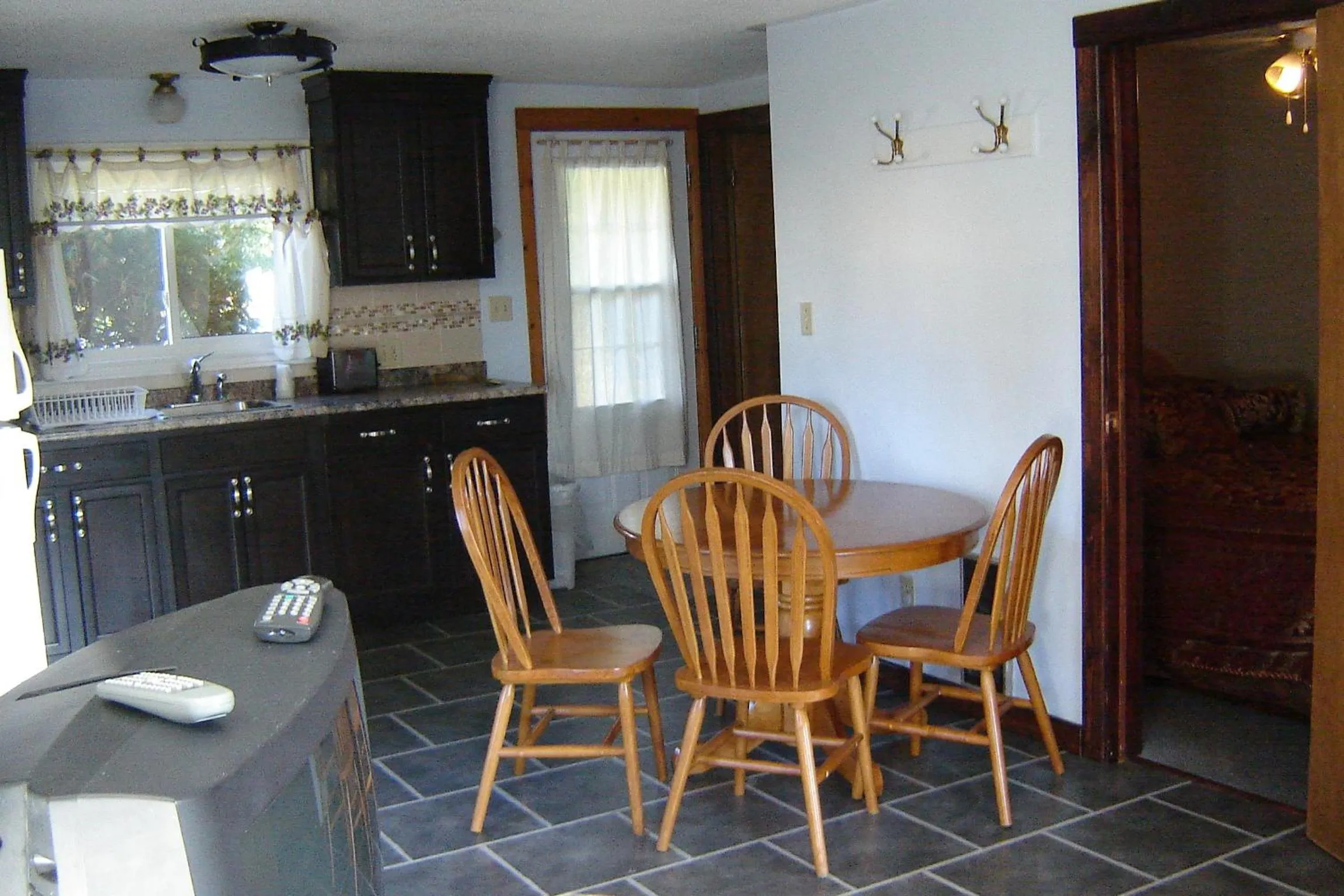 Kitchen or kitchenette in Sauble River Marina and Lodge Resort