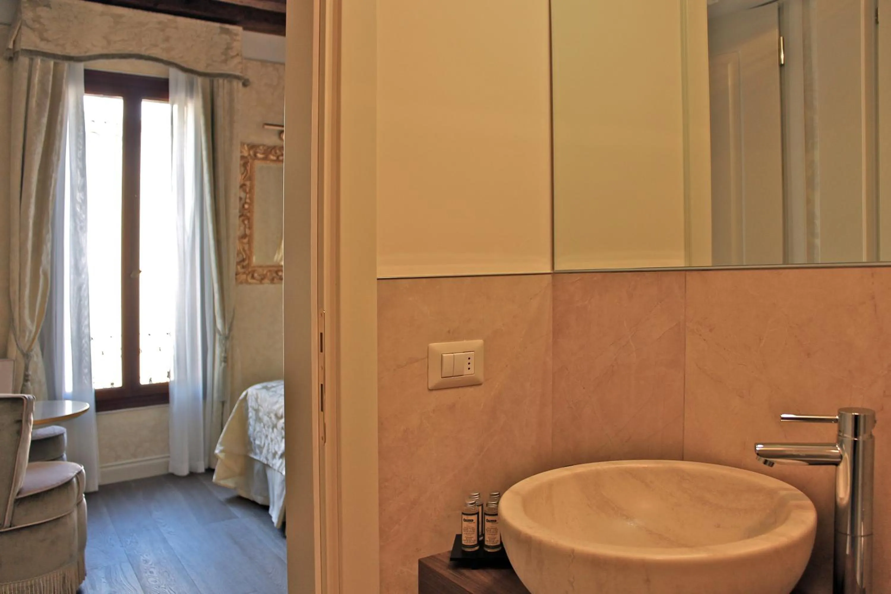 Bathroom in B&B Patatina