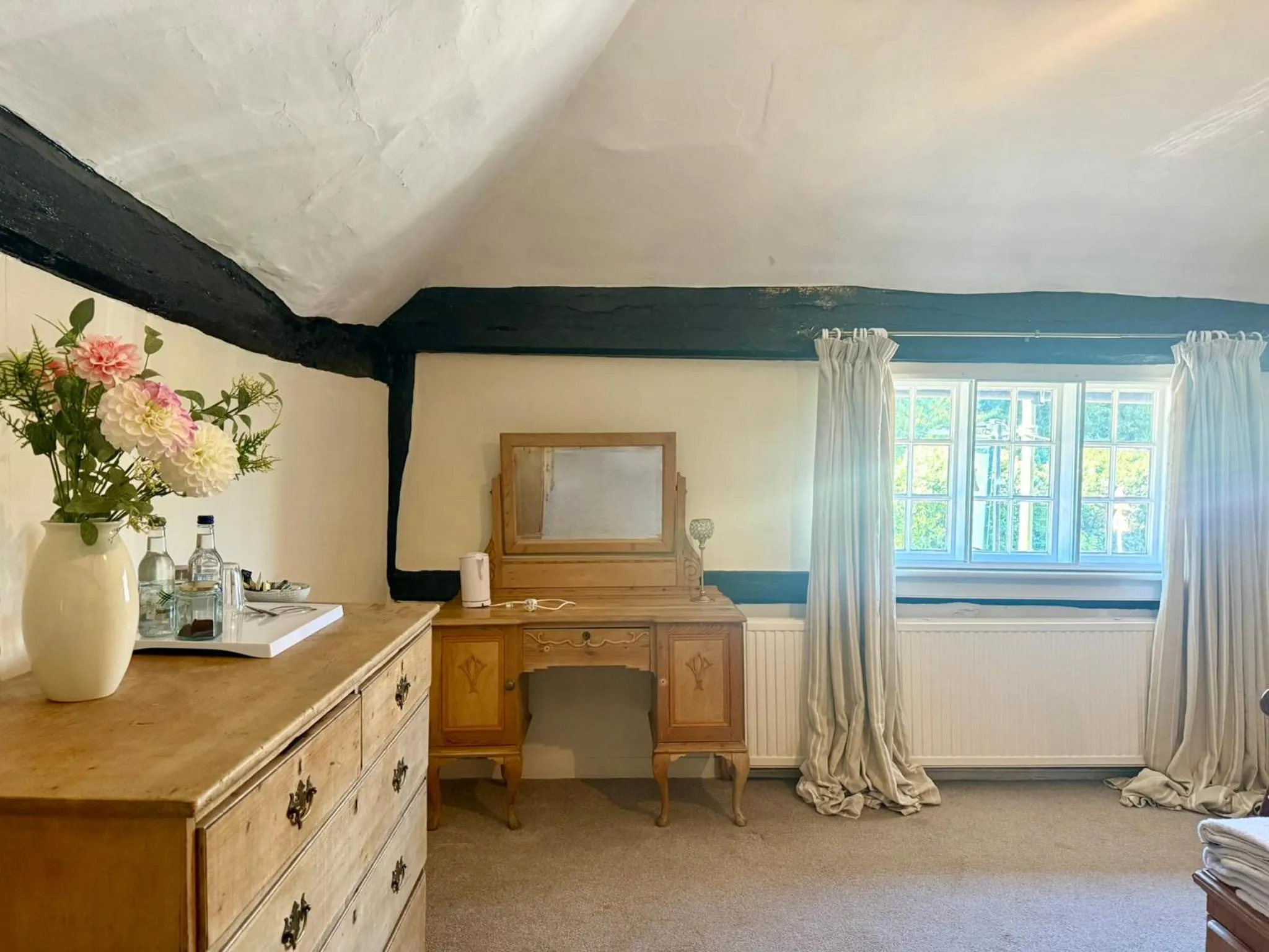 Bedroom in The Stonemasons Inn
