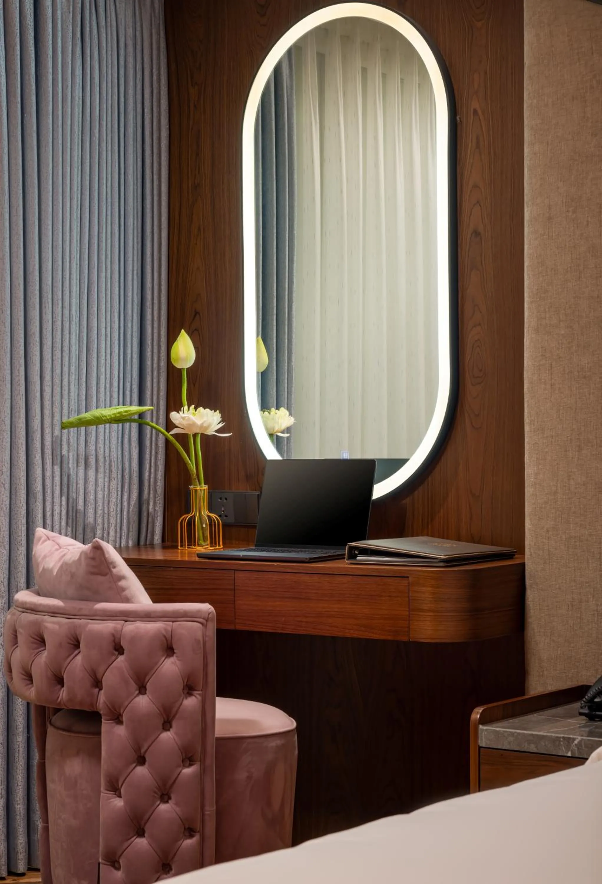 Bed in H Hôtel L'Art Hanoi