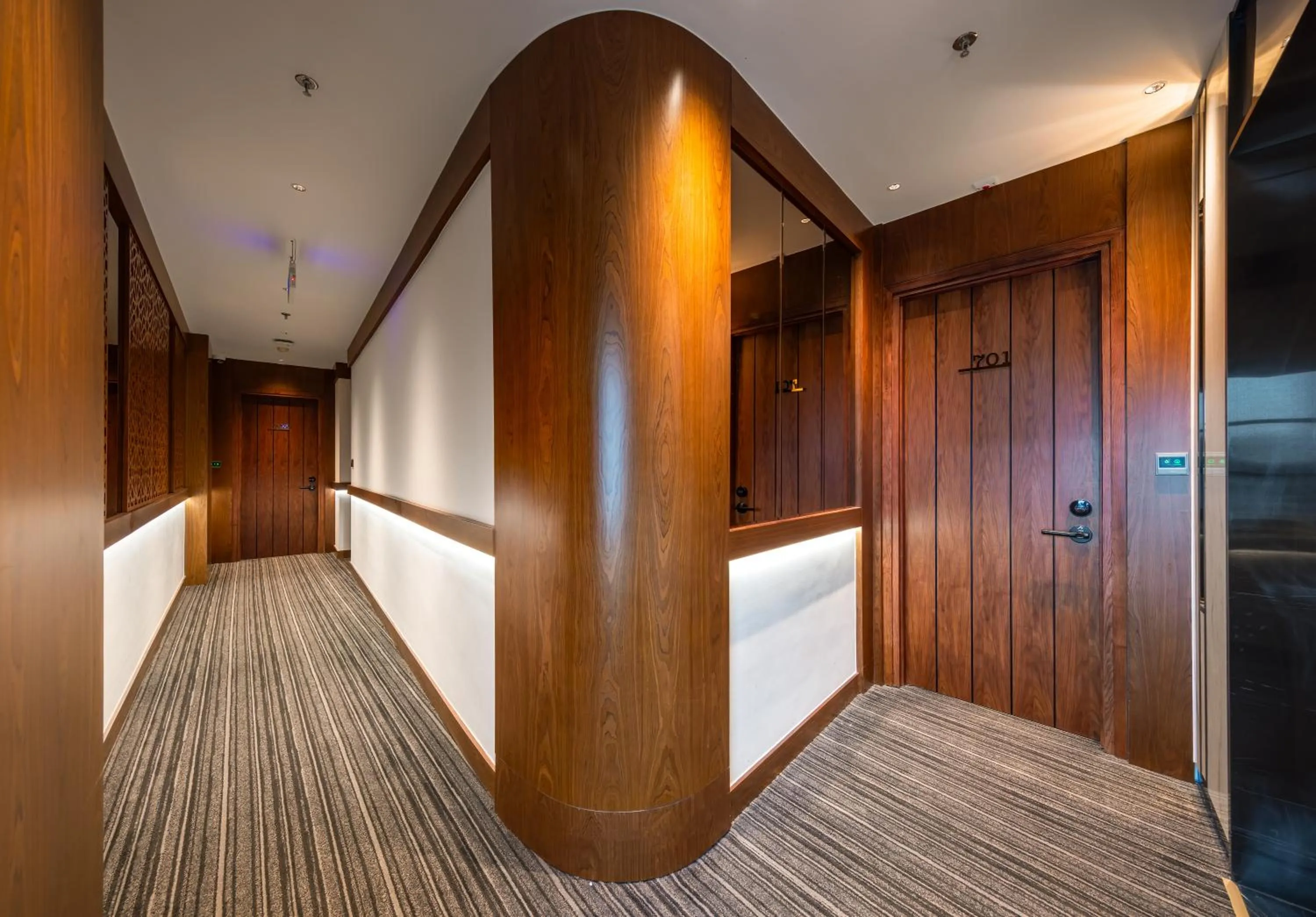 Property building in H Hôtel L'Art Hanoi