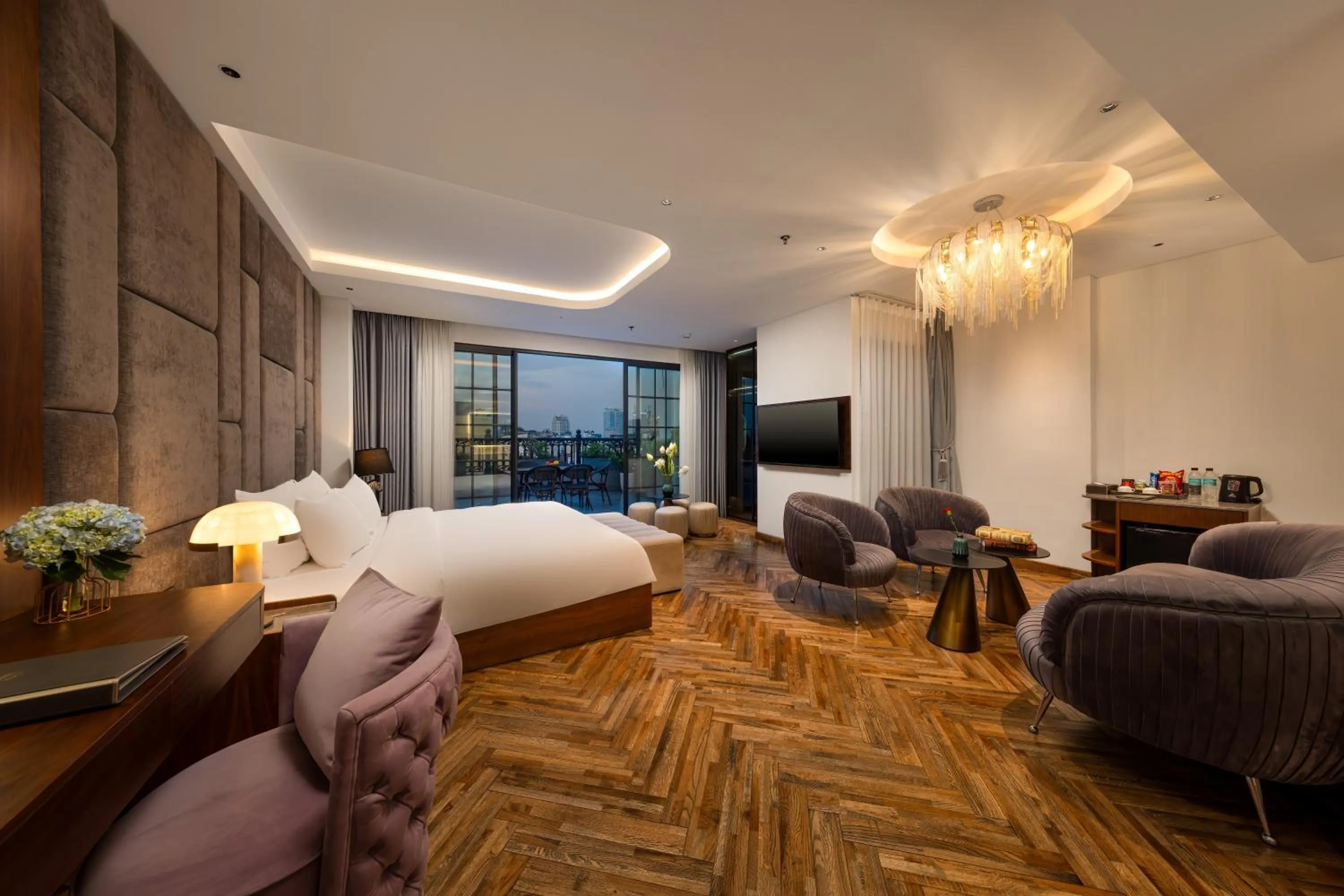 Communal lounge/ TV room, Bed in H Hôtel L'Art Hanoi