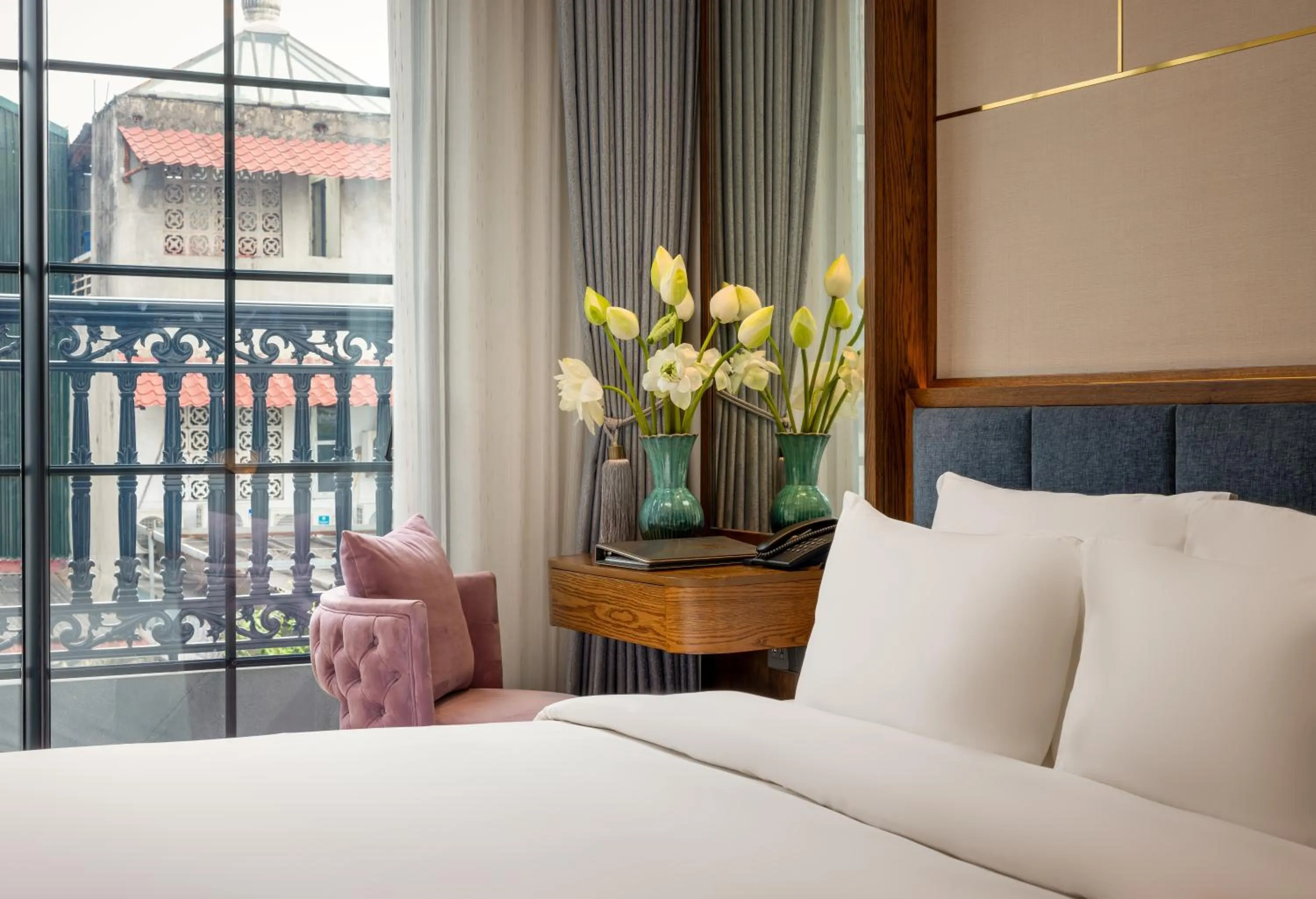 Bed in H Hôtel L'Art Hanoi