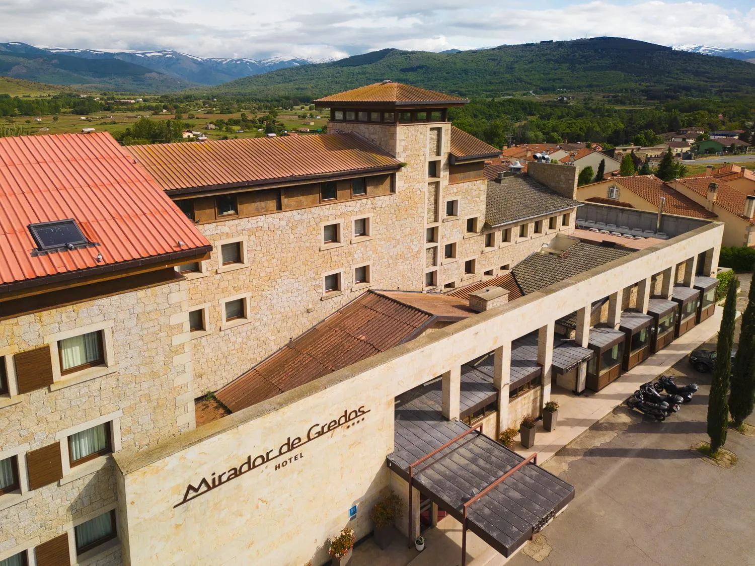 Bird's eye view in Hospedium Hotel Mirador de Gredos