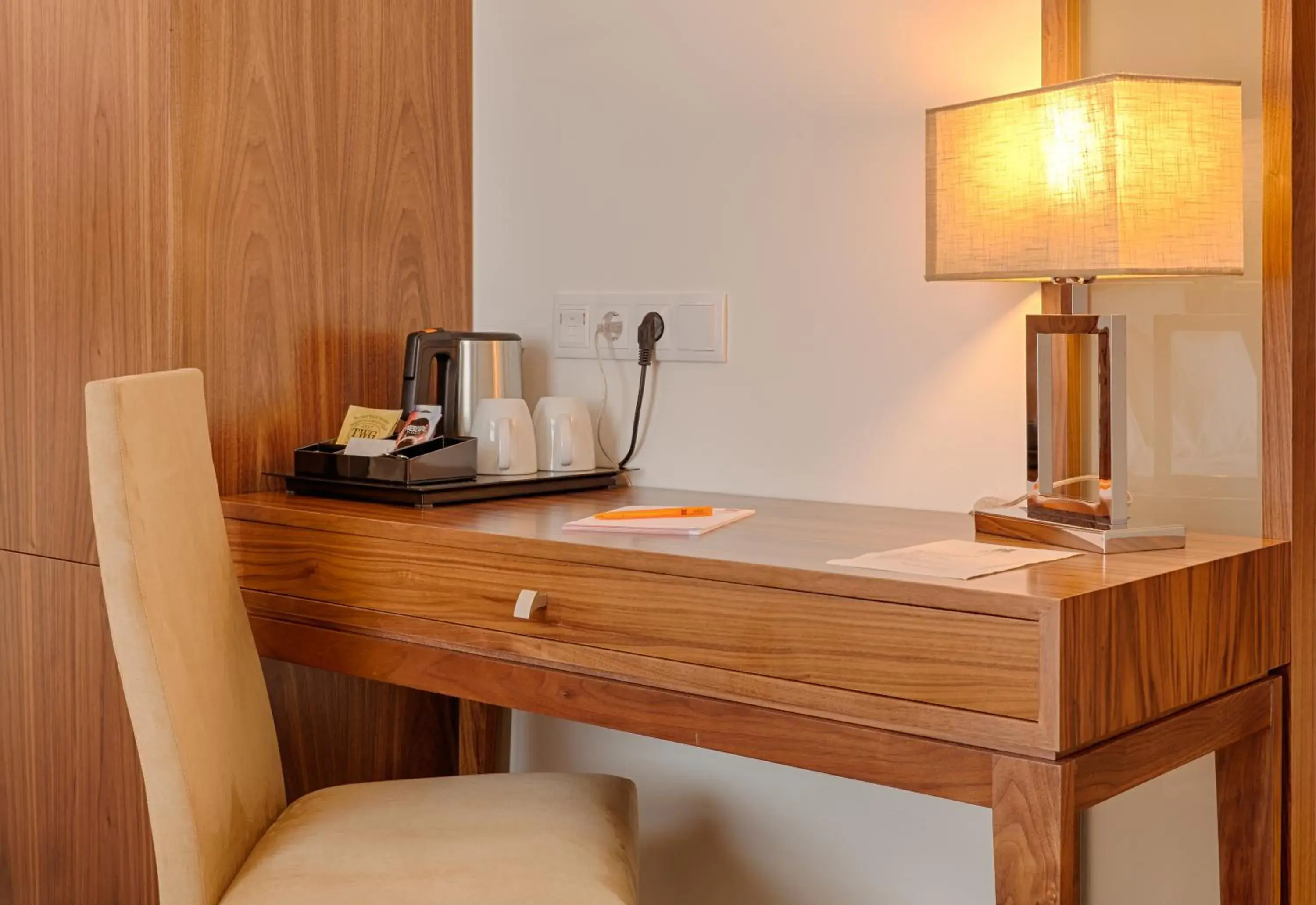 Single Room in Hotel Premium Porto Downtown Single Room in Hotel Premium Porto Downtown