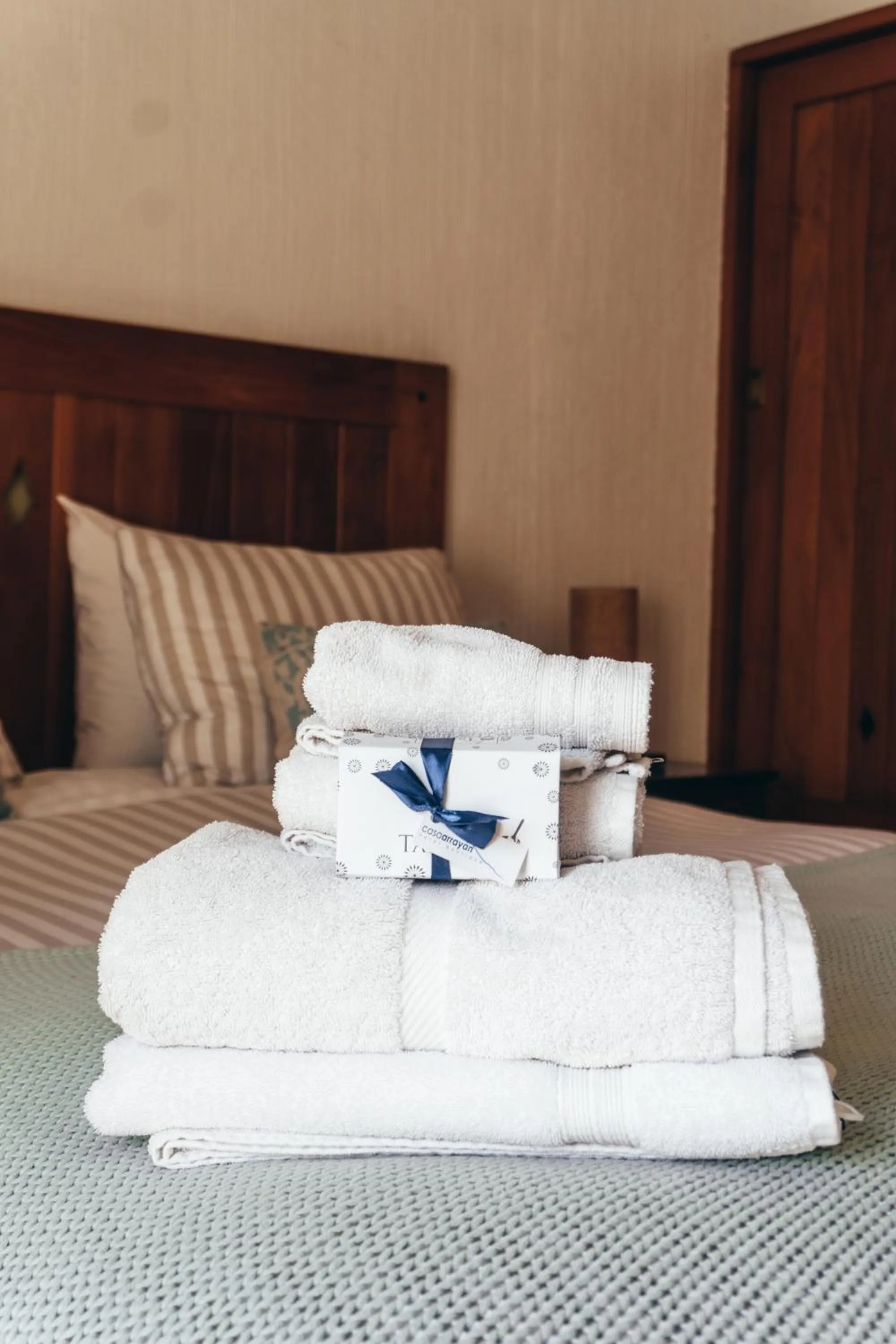towels, Bed in Casa Arrayán