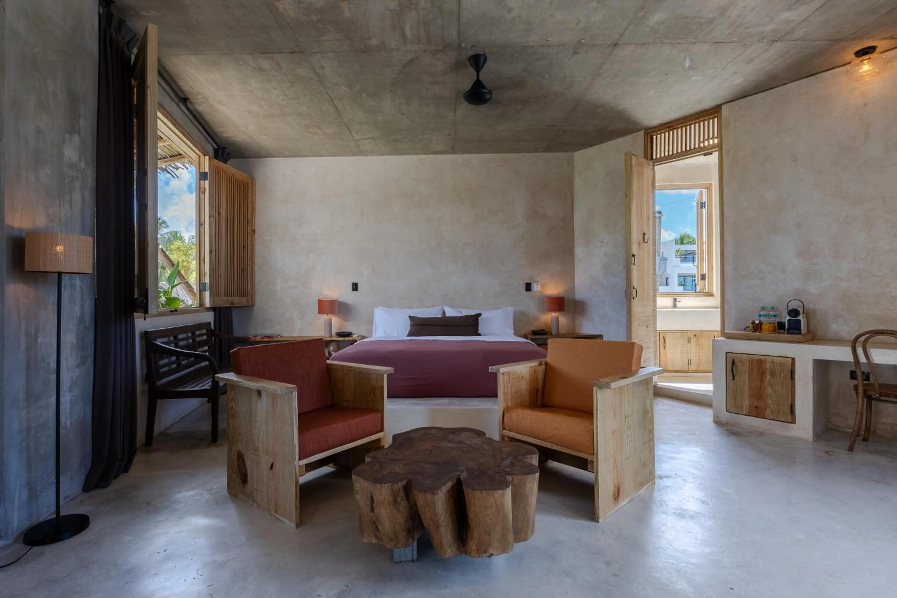Superior Suite with Sea View in El Mambo Boutique Hotel