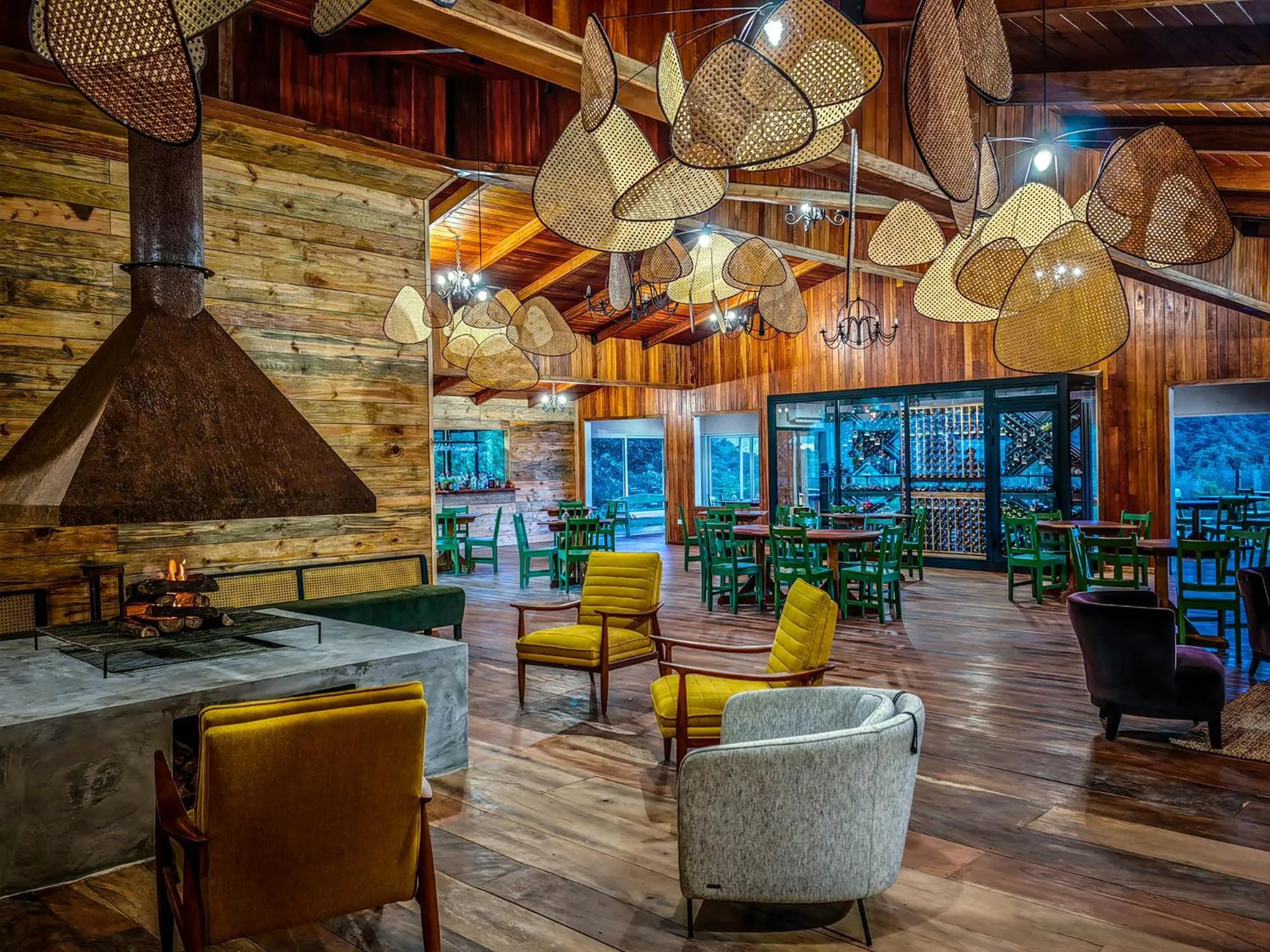 Restaurant/places to eat in Cloud Forest Lodge
