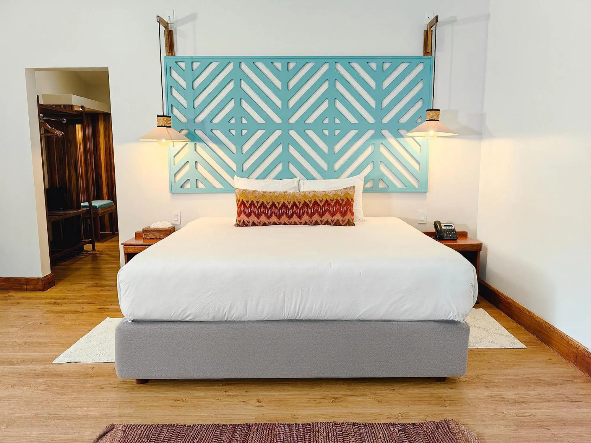 Bed in Cloud Forest Lodge