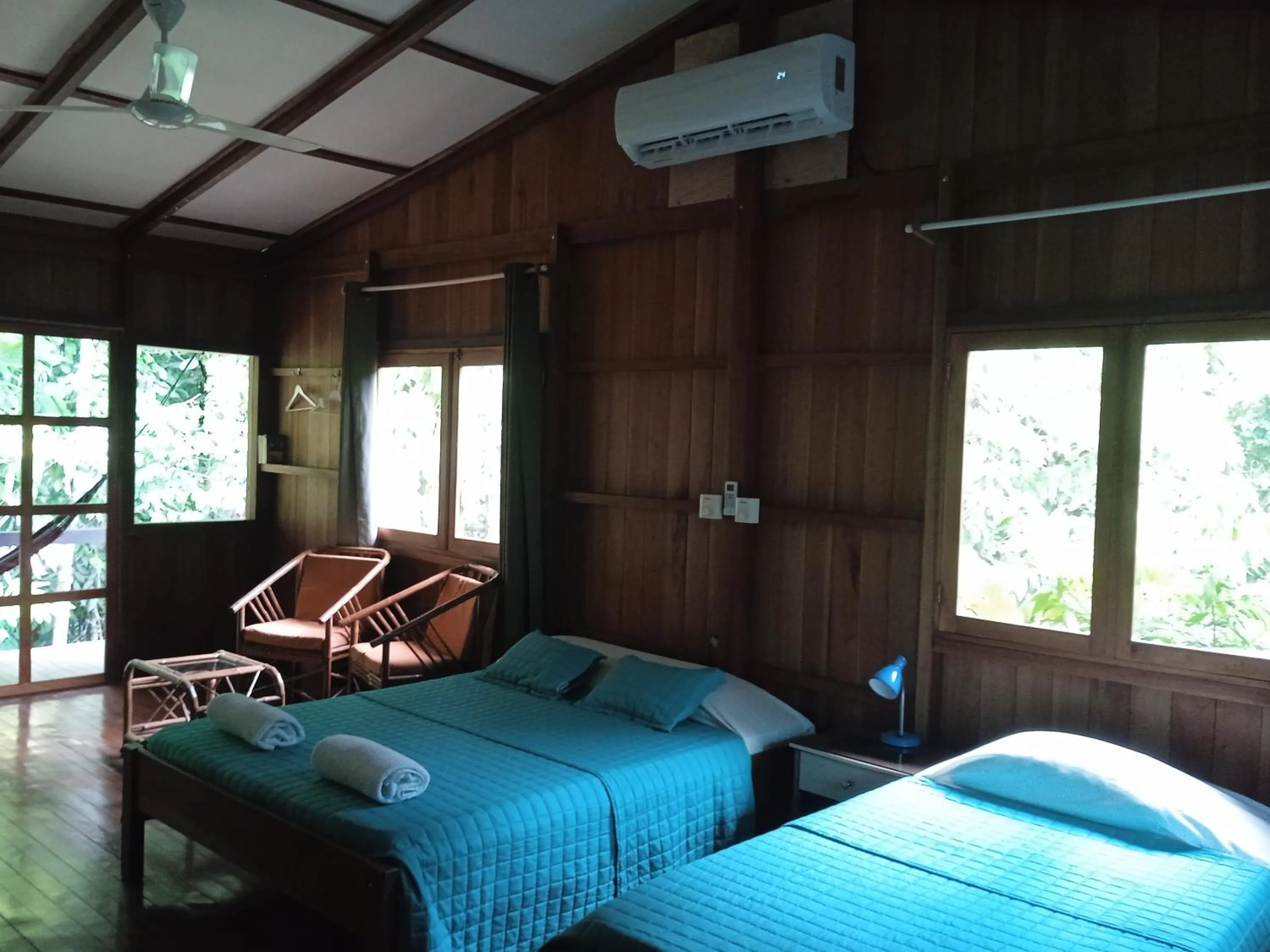 Bedroom, Bed in Cabañas Bajo Bosque Drake