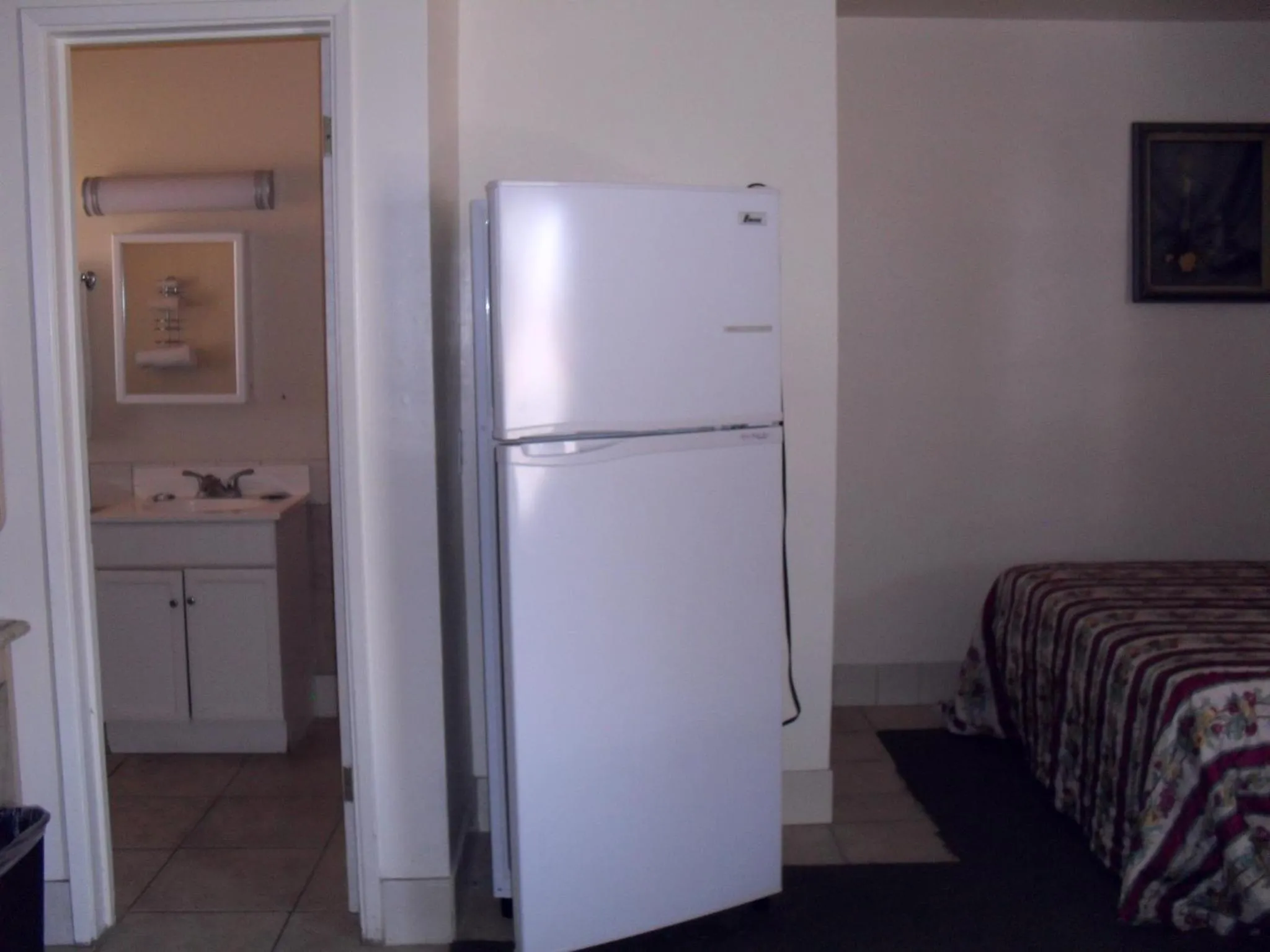 Bedroom in Budget Inn of Boron