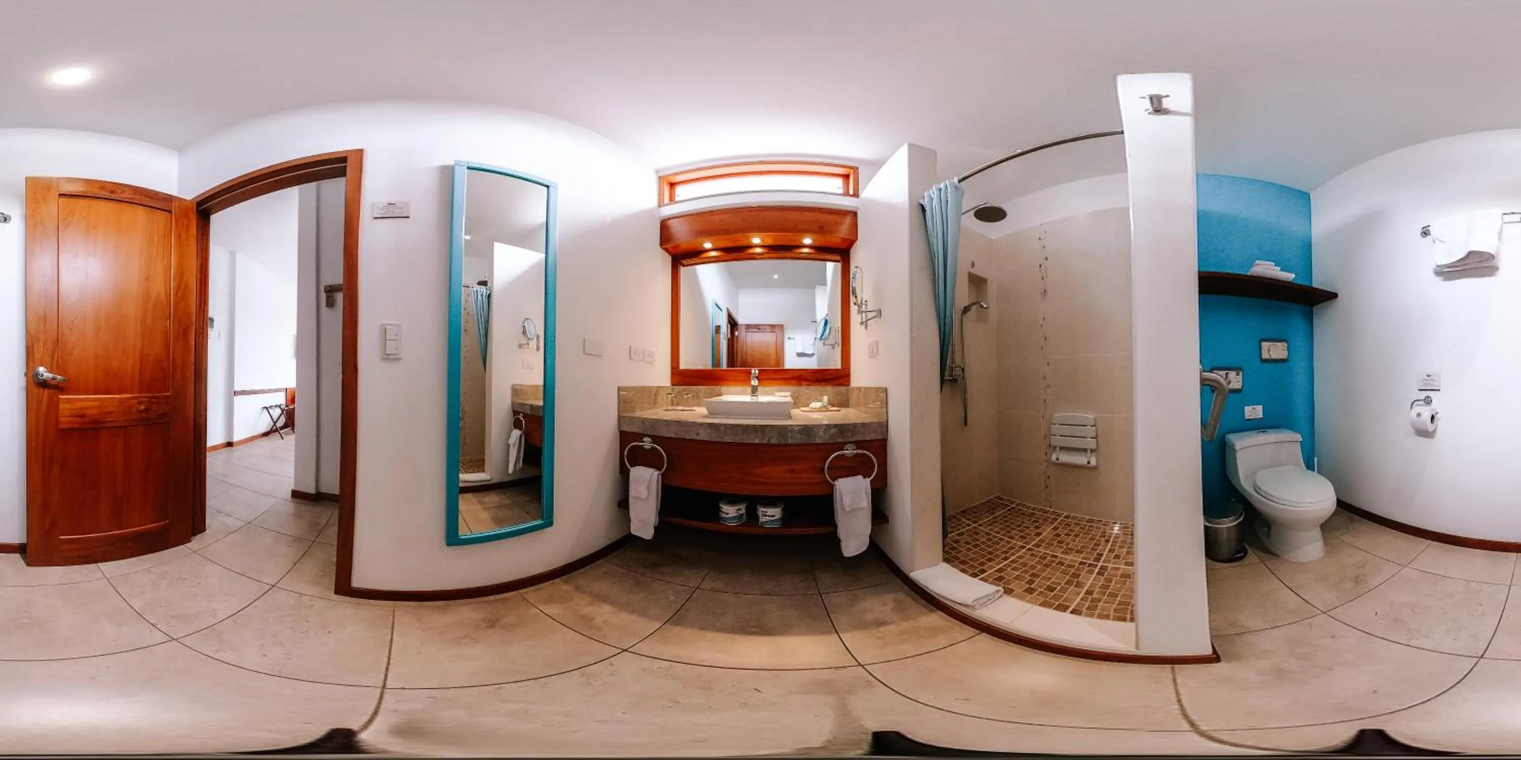 Bathroom in Hotel Cucuve