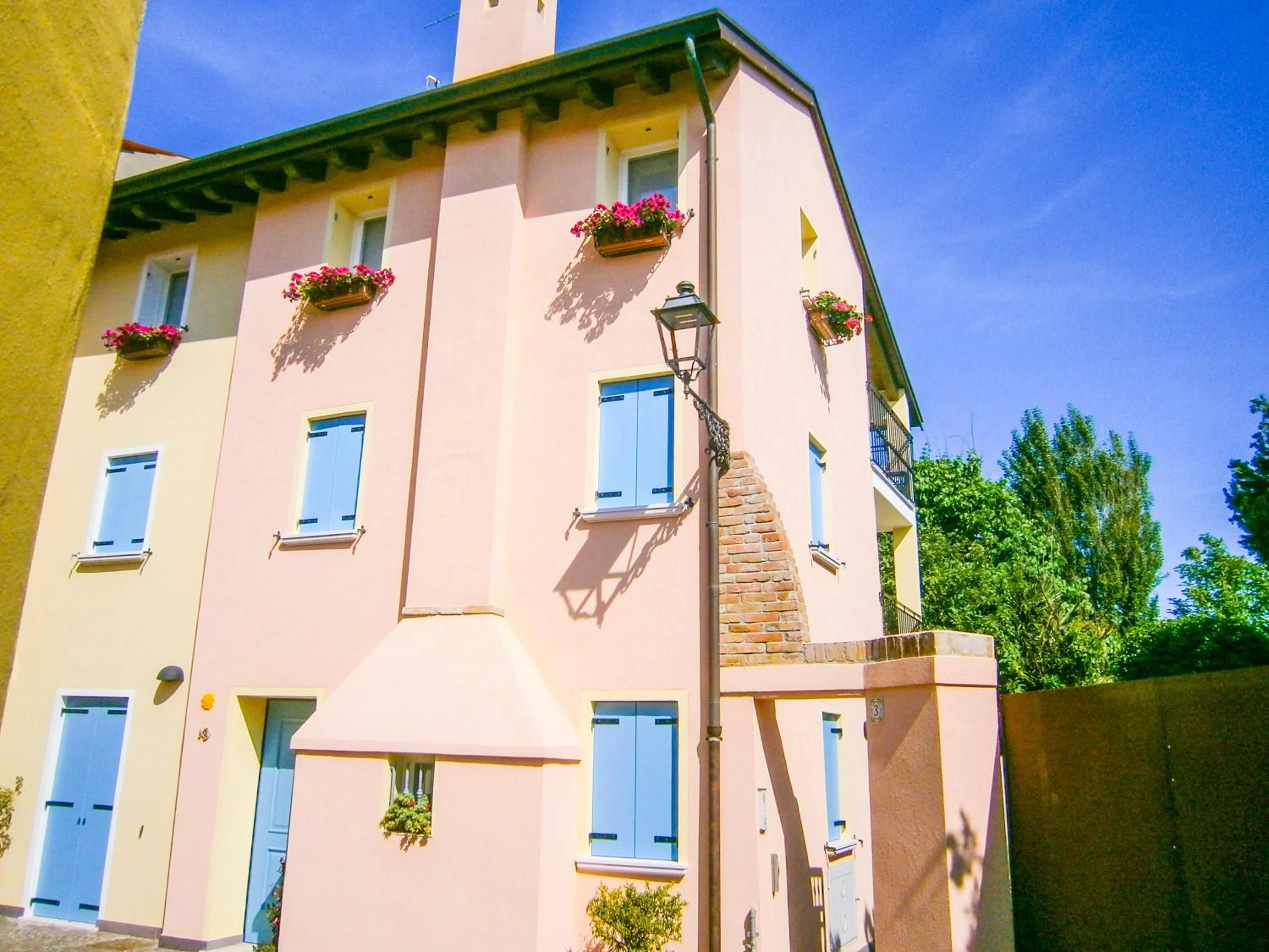 Facade/entrance in Casa Incanto - Agenzia Cocal