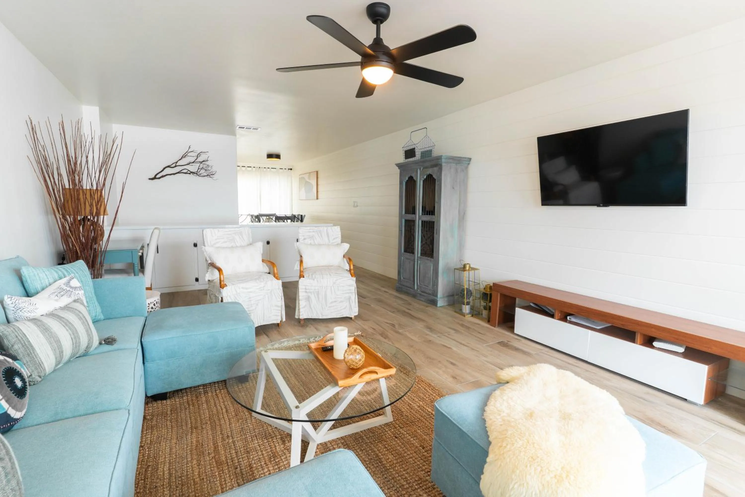 TV and multimedia in Beachwalk Villas