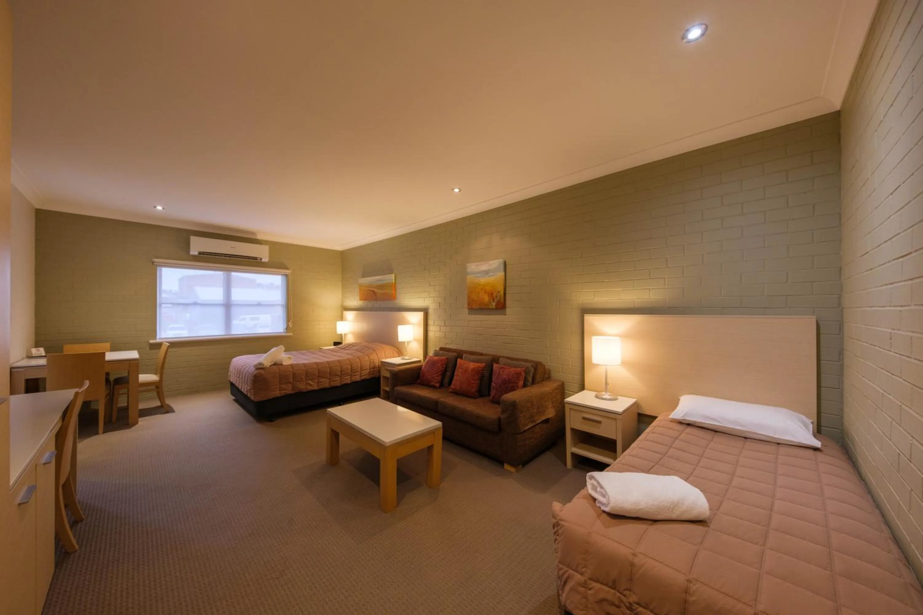 Bed in Imperial Motel