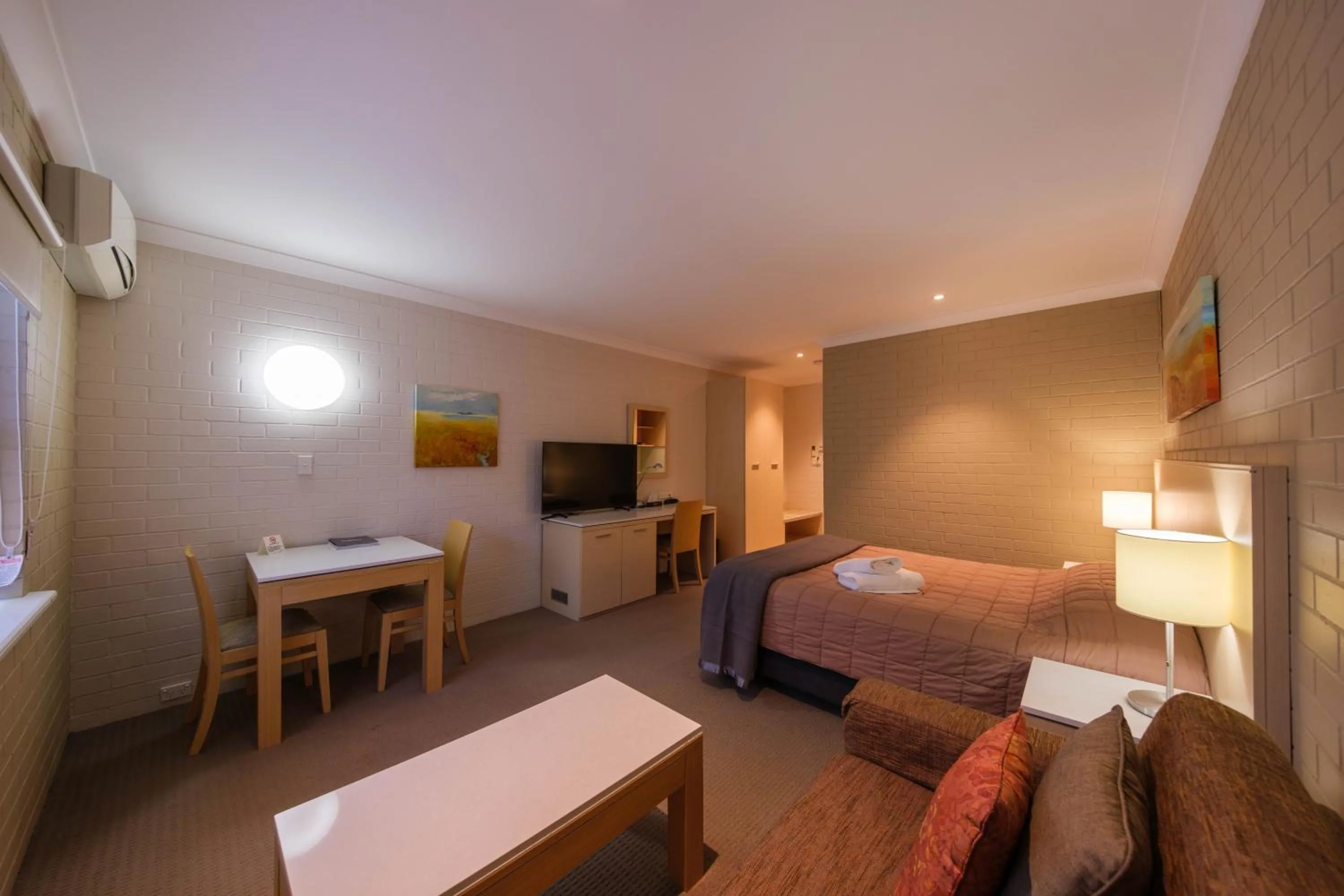 Bed in Imperial Motel