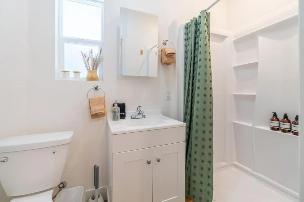 Charming Family 2BR Midtown Reno - Pets Welcome