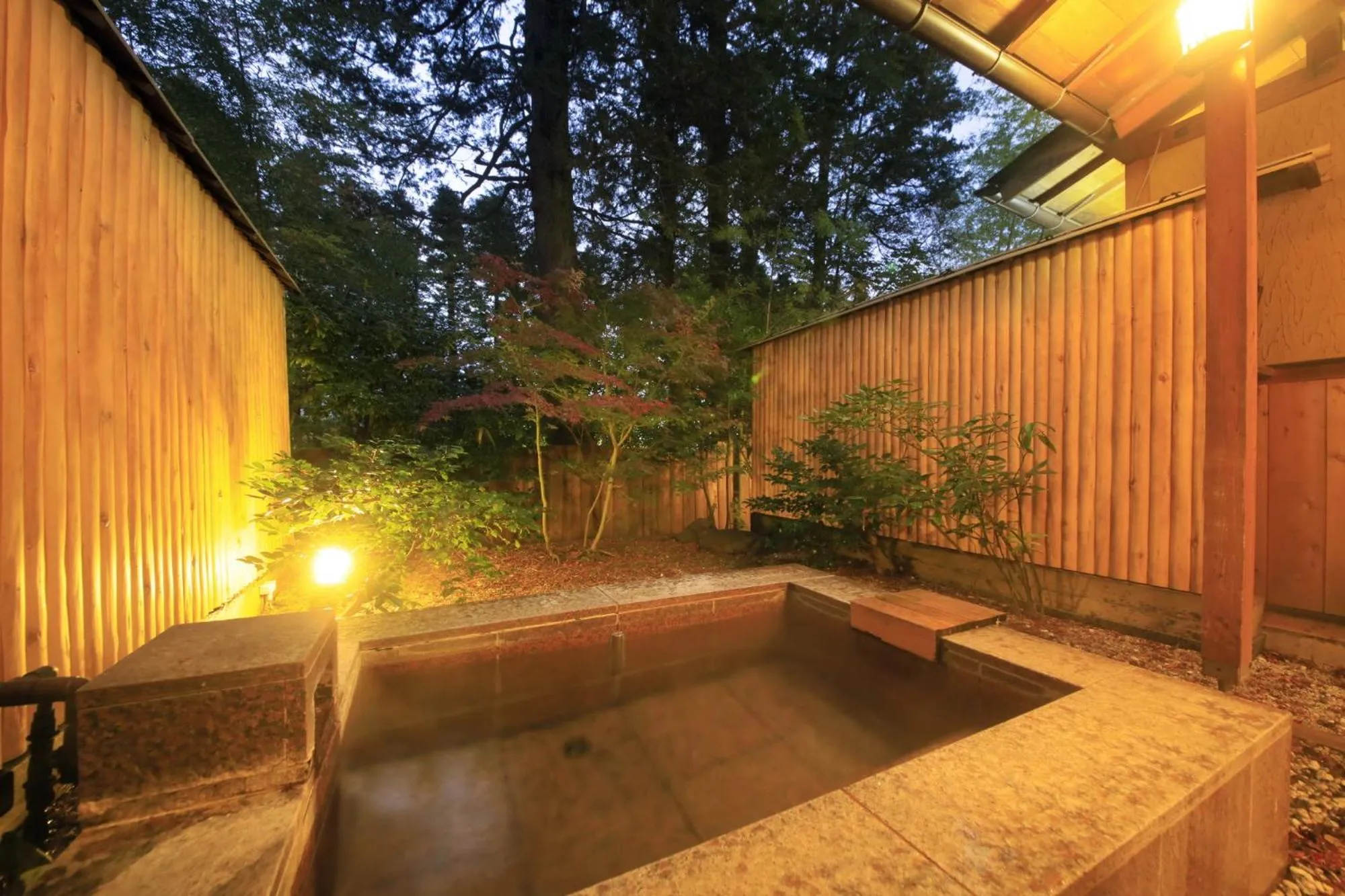 Open Air Bath in Yutorelo-an