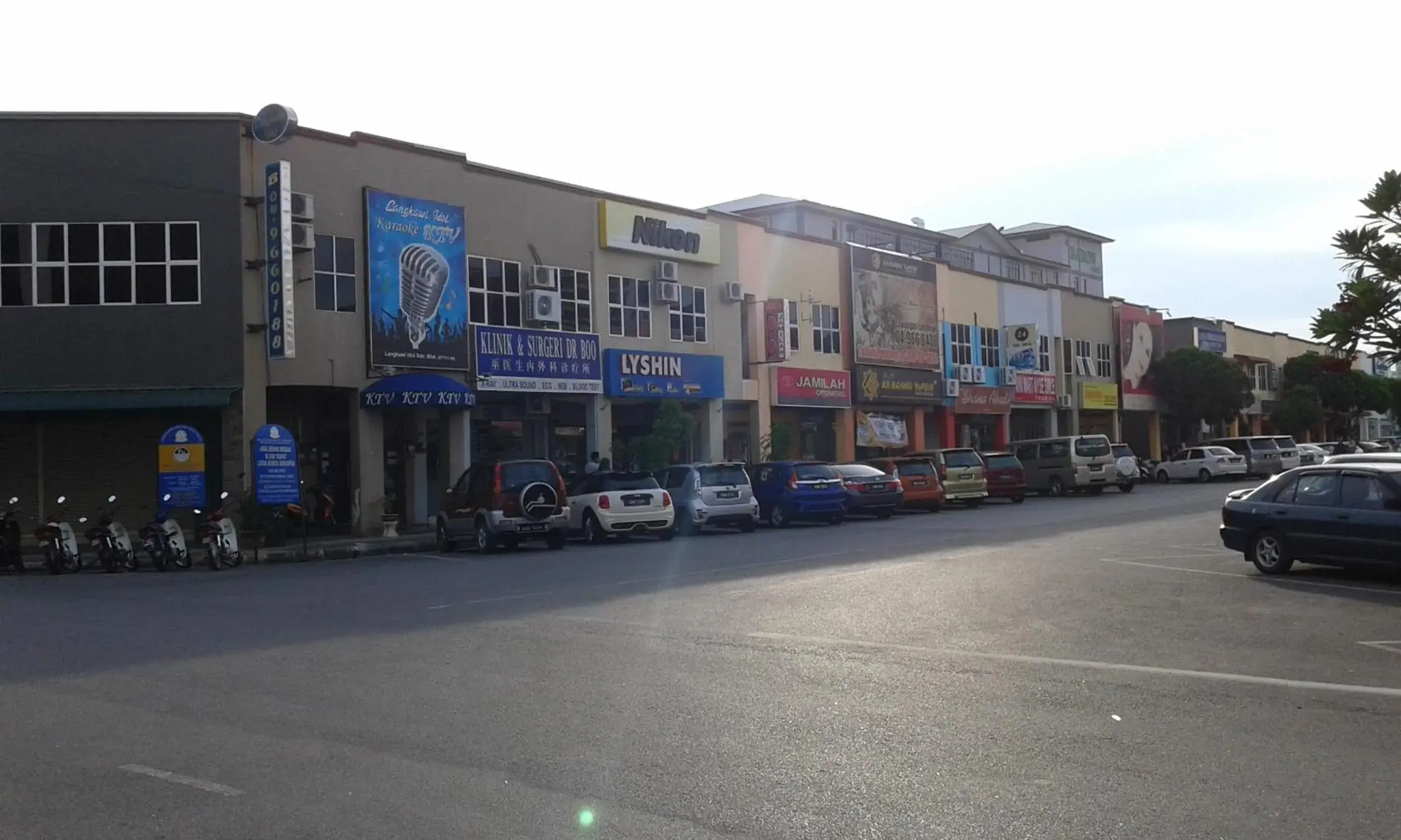 Facade/entrance in Best Seven Inn Facade/entrance in Best Seven Inn