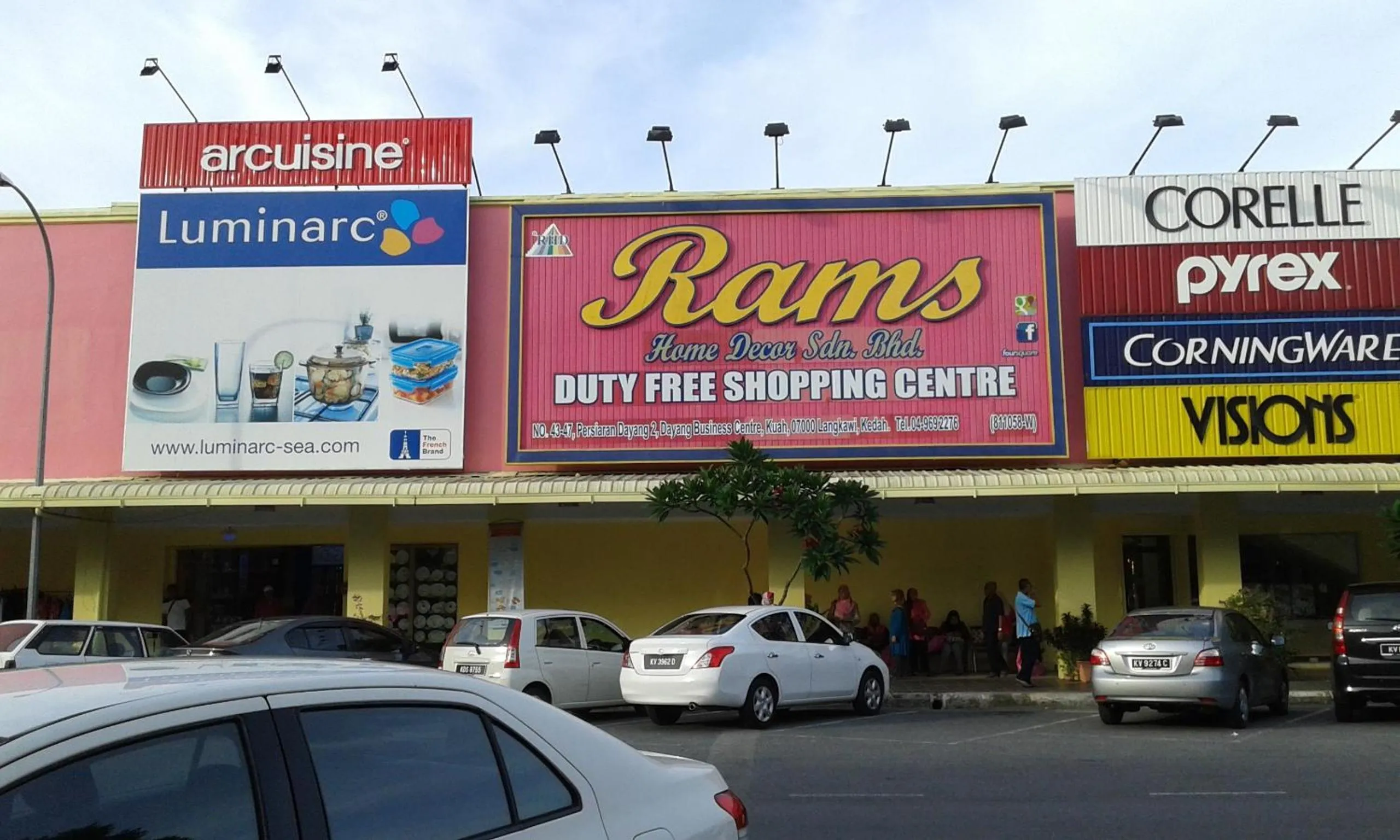 Shopping Area in Best Seven Inn