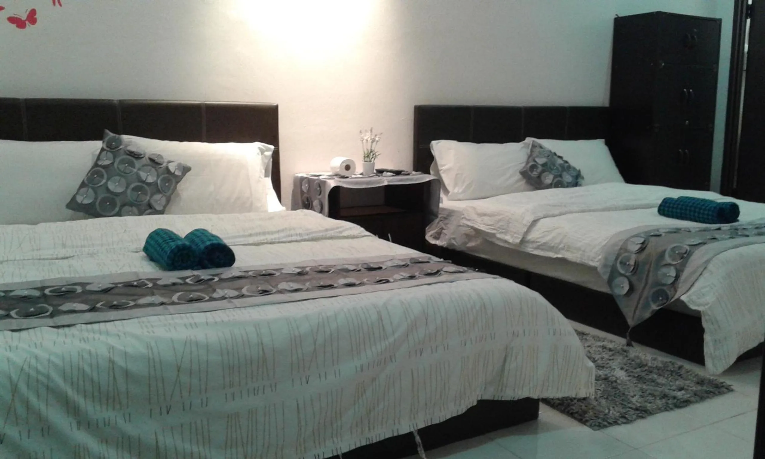 Bedroom, Bed in Best Seven Inn