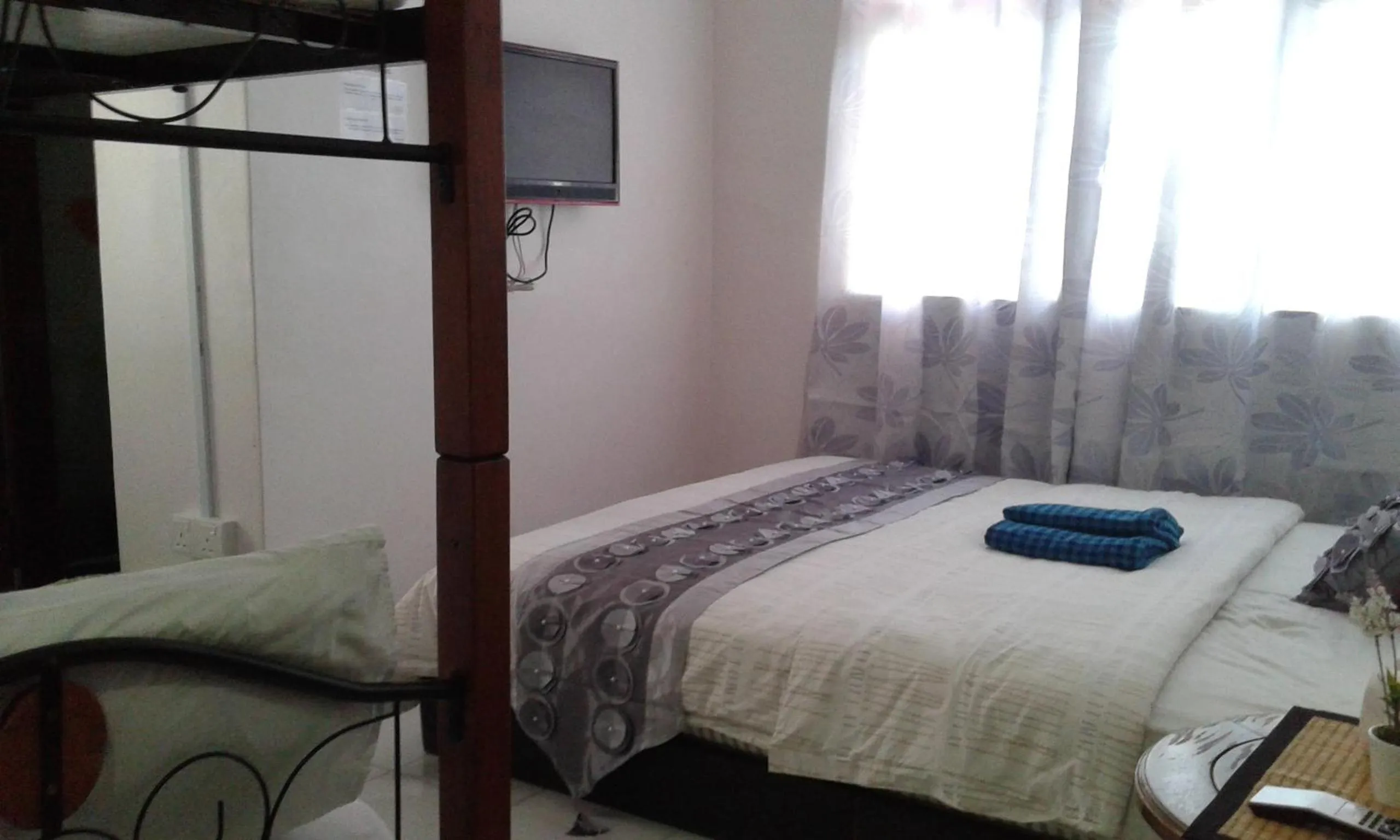 Bedroom, Bed in Best Seven Inn