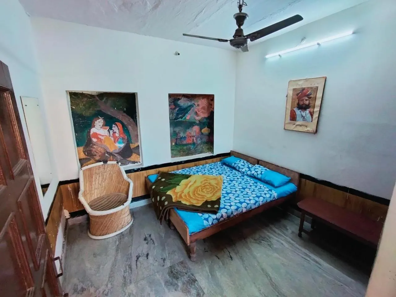Bed in Priya guest house pushkar