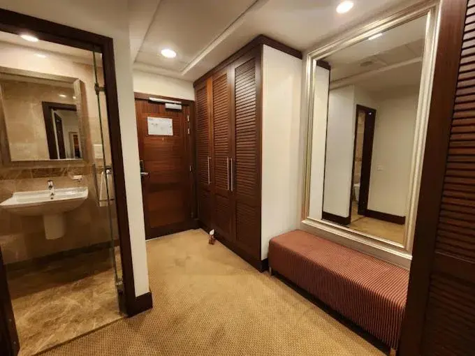 Bed in Hotel El Aurassi Bed in Hotel El Aurassi