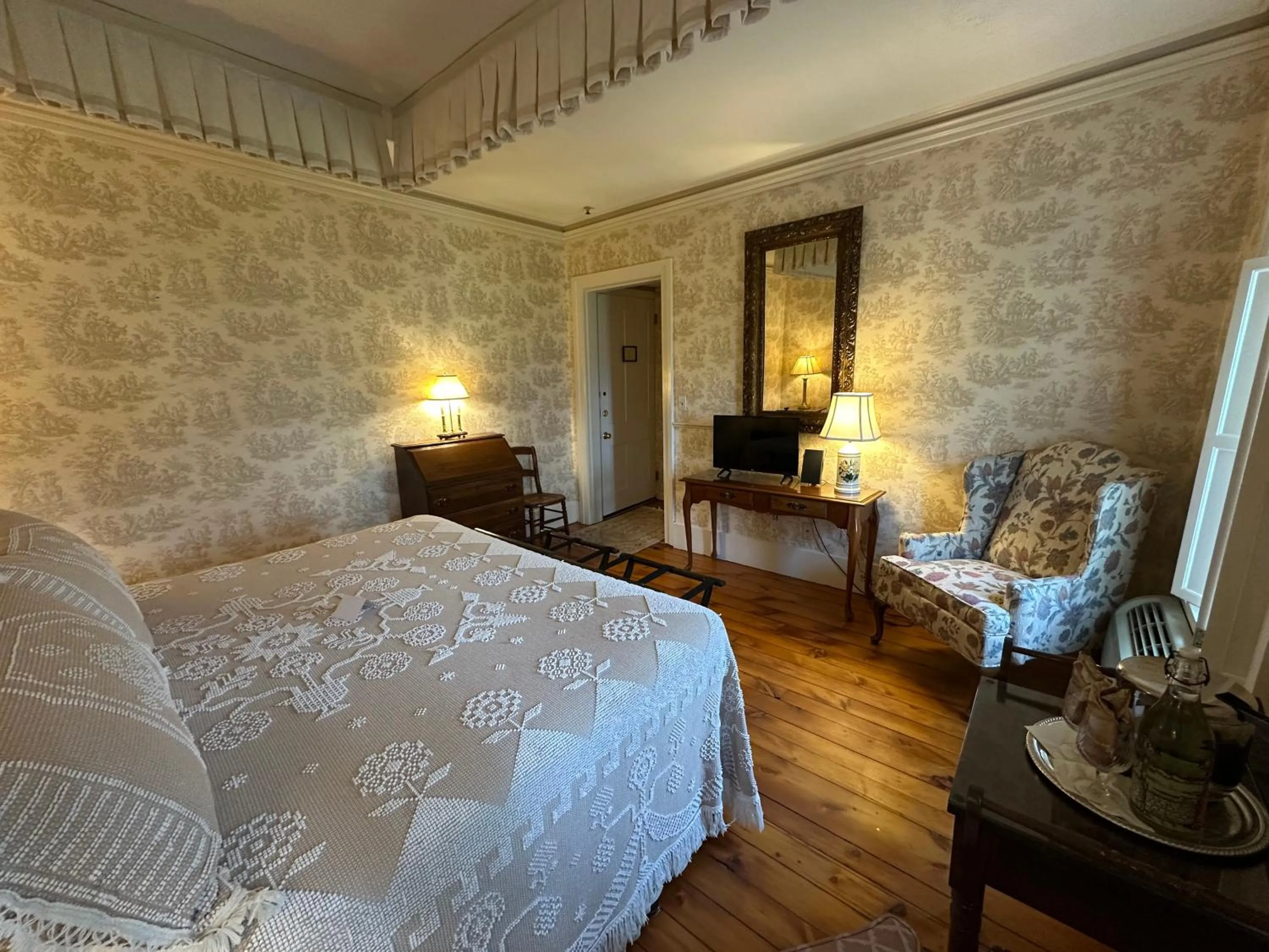 Bedroom, Bed in Asa Ransom House