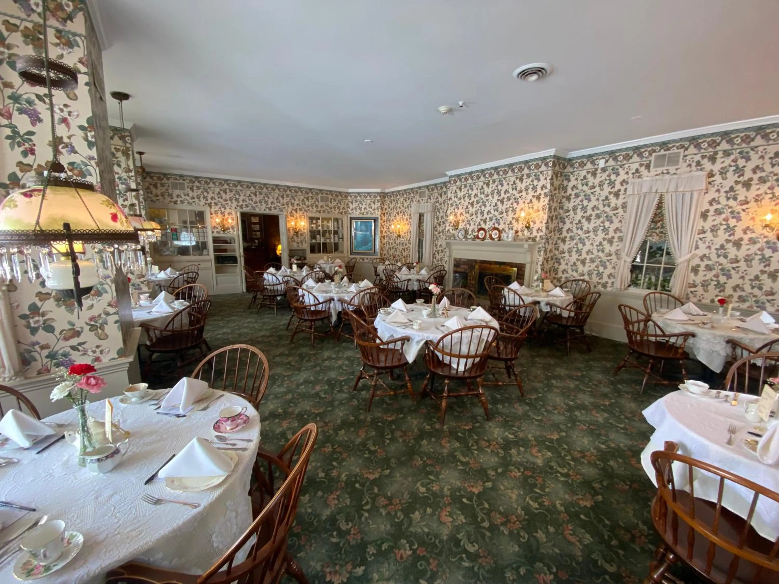 Restaurant/places to eat in Asa Ransom House