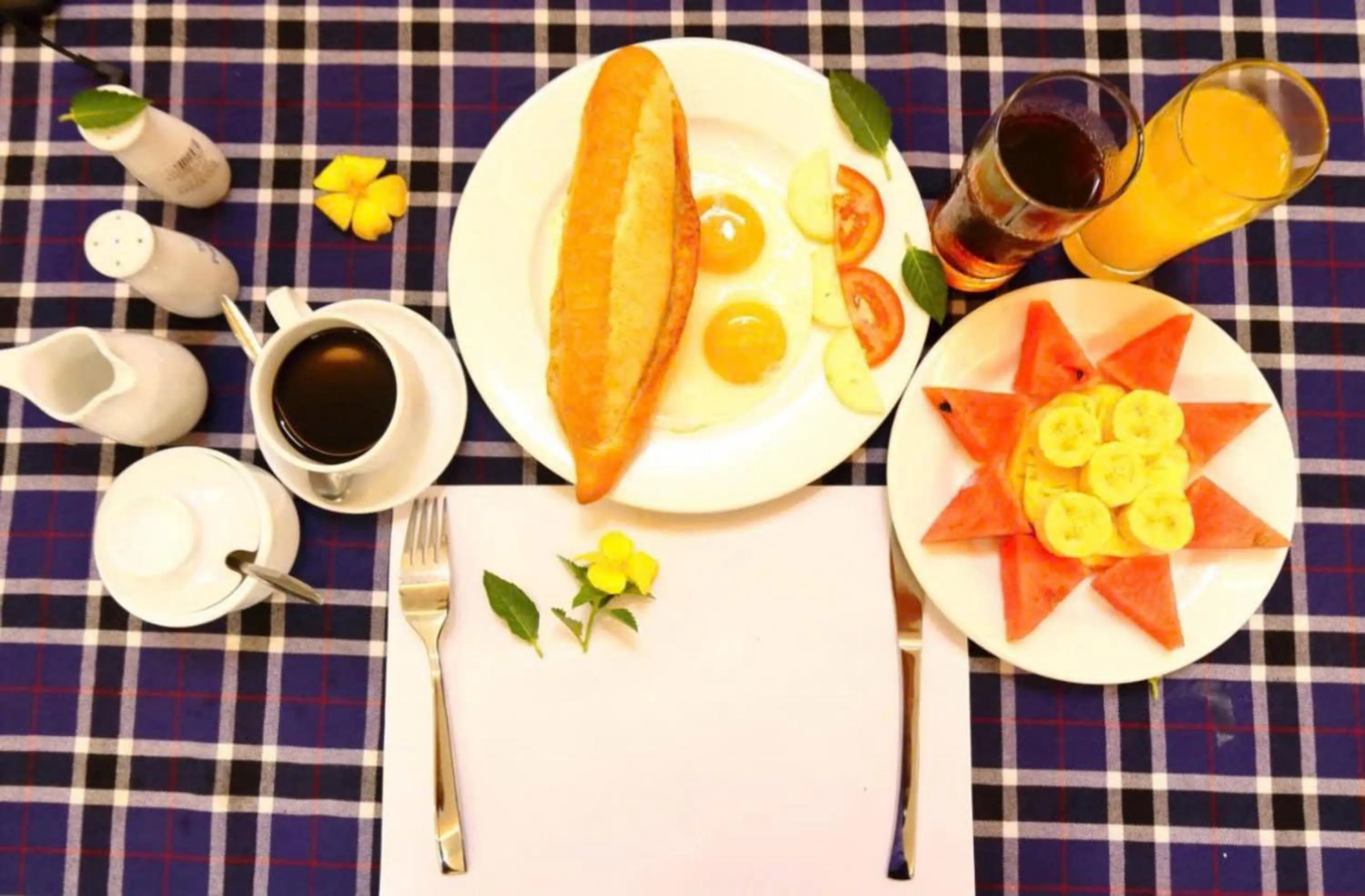 Food and drinks in Gold Stone Hoi An Homestay