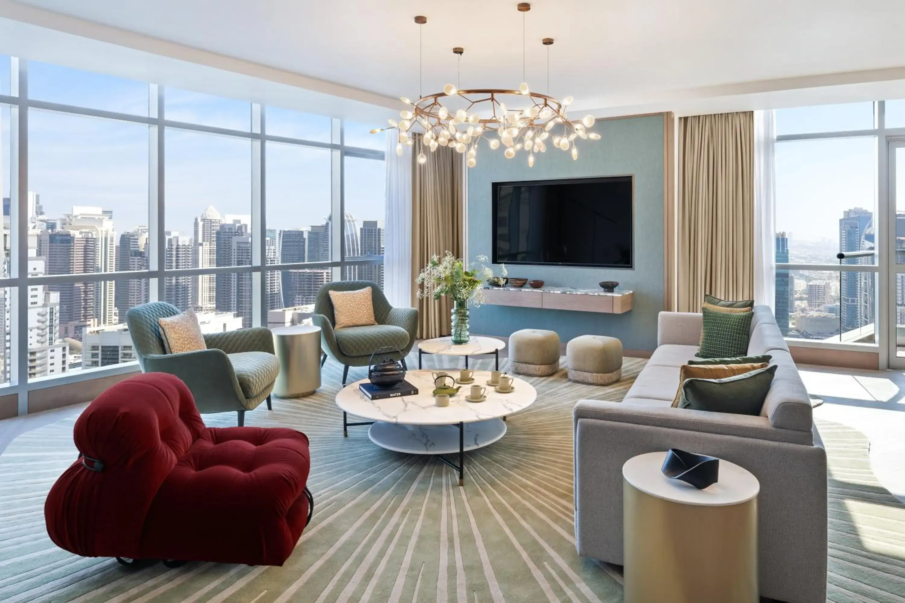 Property building in InterContinental Dubai Marina by IHG Property building in InterContinental Dubai Marina by IHG