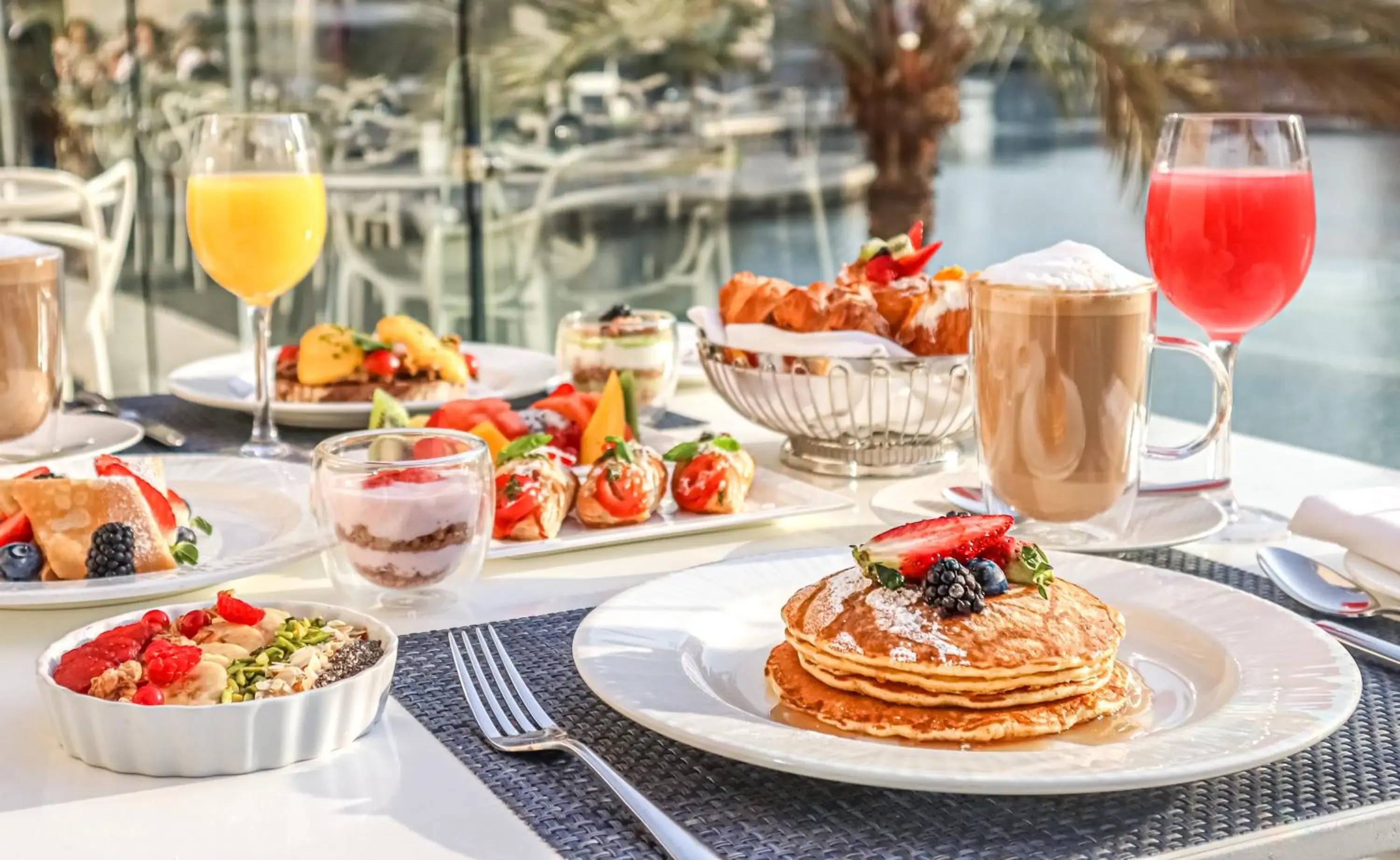 Restaurant/places to eat in InterContinental Dubai Marina by IHG Restaurant/places to eat in InterContinental Dubai Marina by IHG