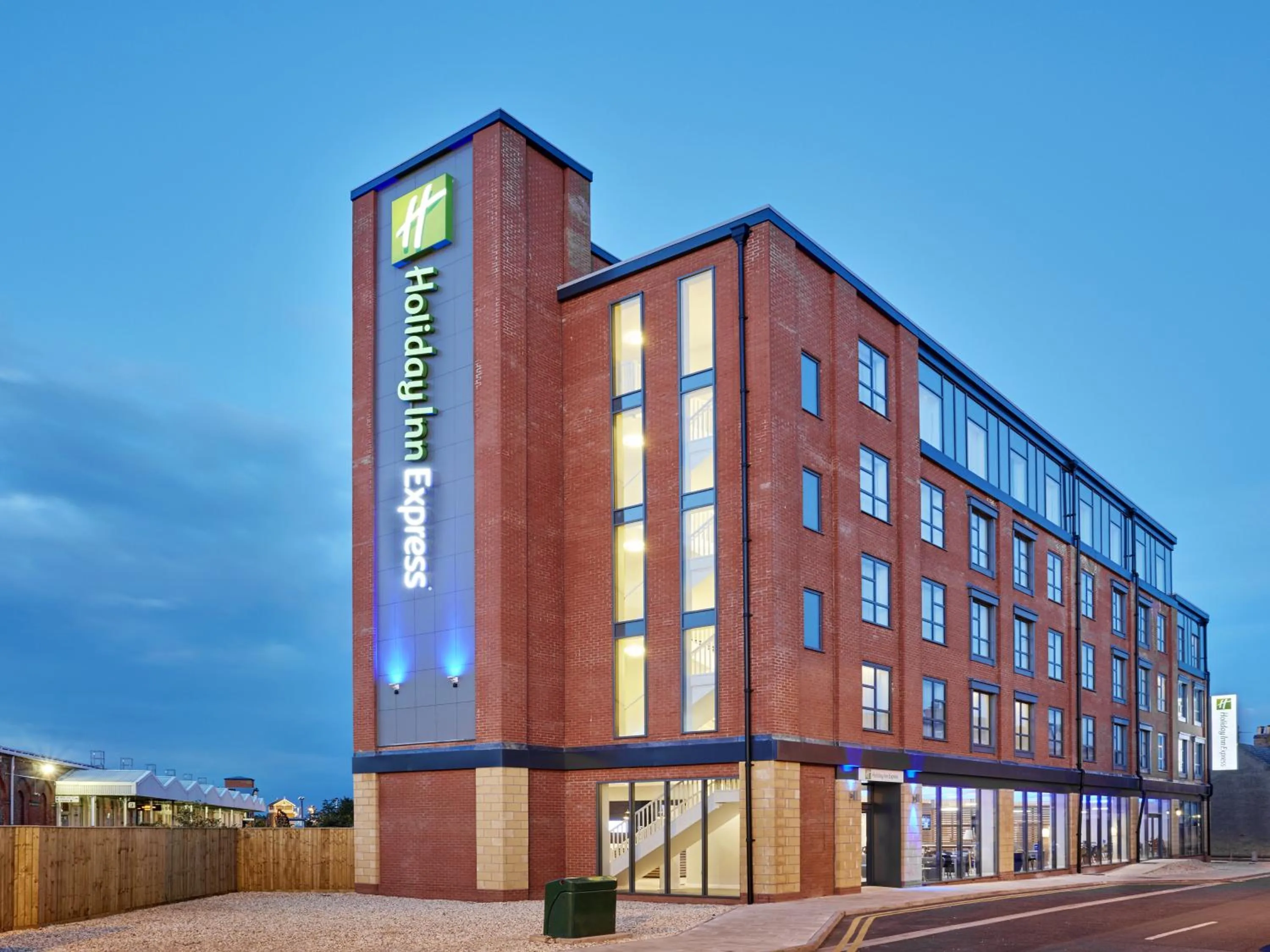 Property building in Holiday Inn Express Grimsby by IHG