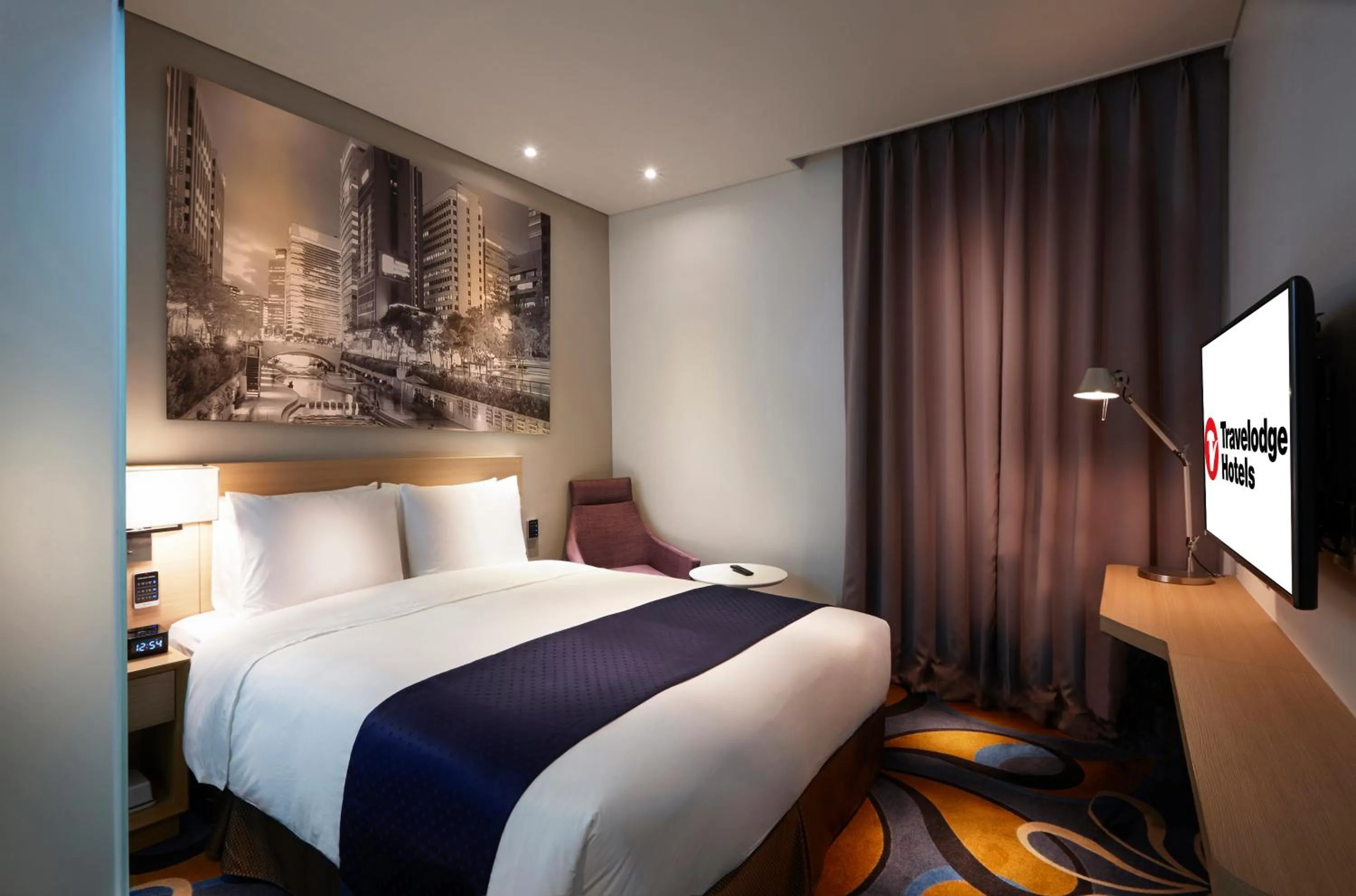 Bed in Travelodge Myeongdong Euljiro
