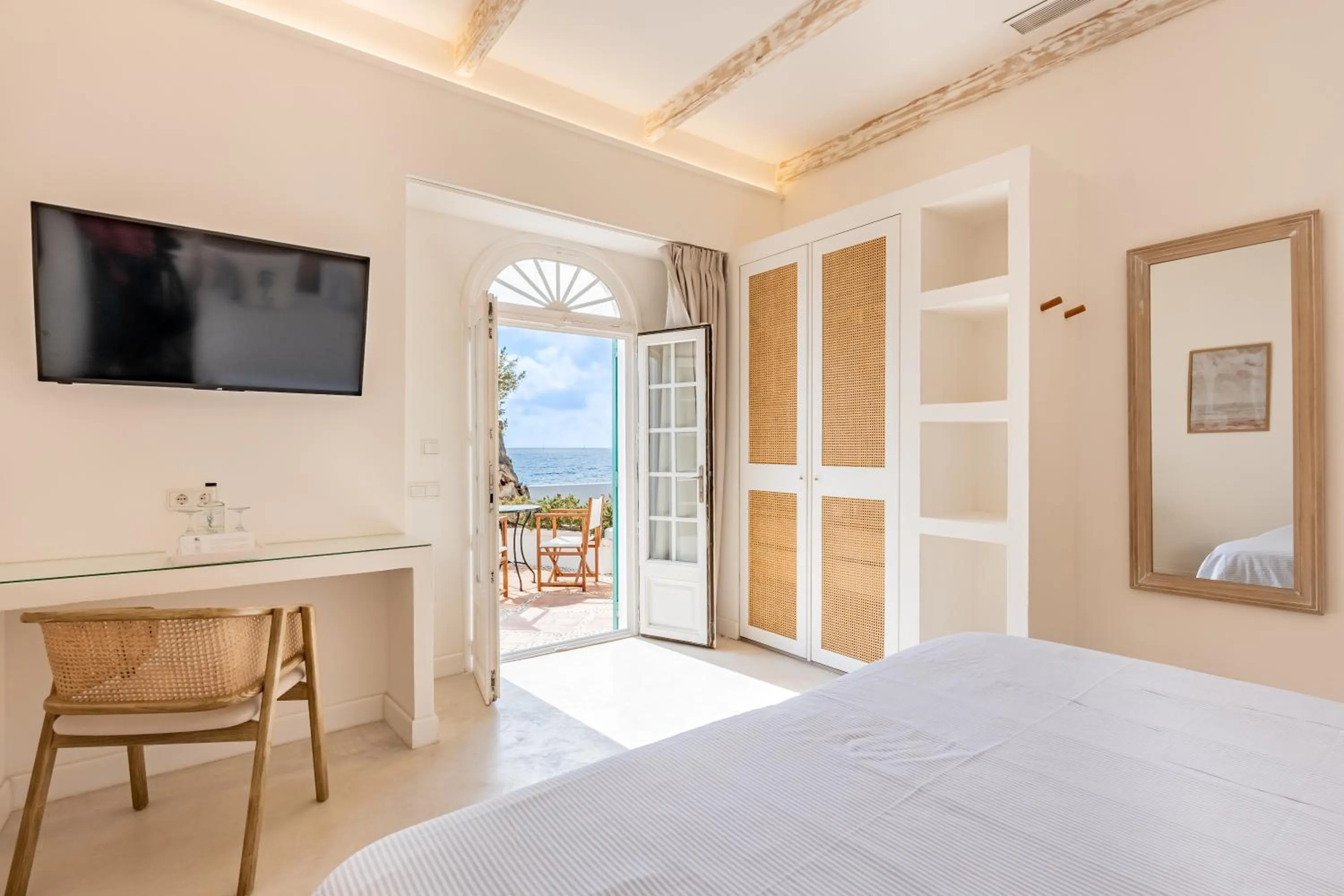 Photo of the whole room, Bed in The Sea Club