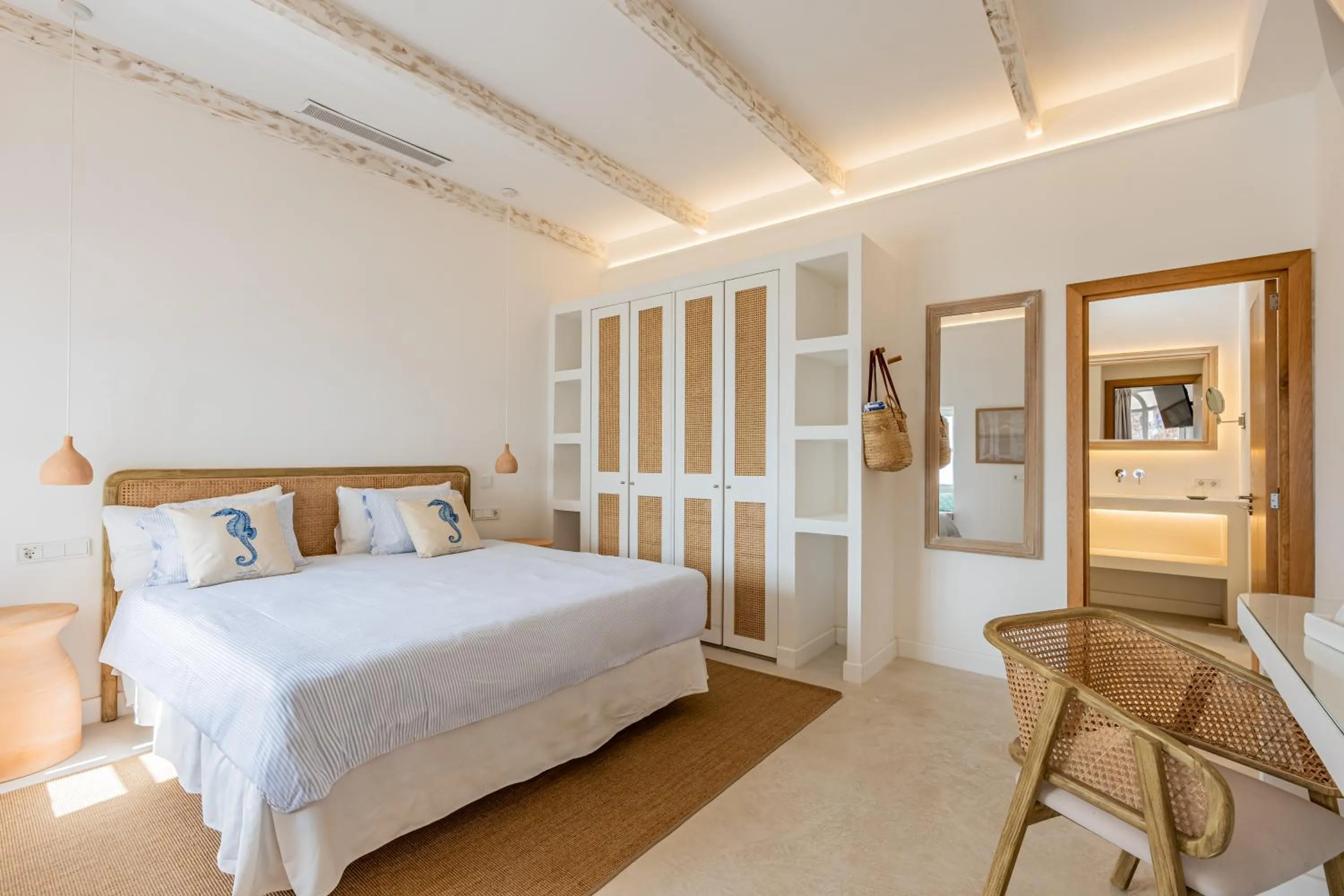 View (from property/room), Bed in The Sea Club